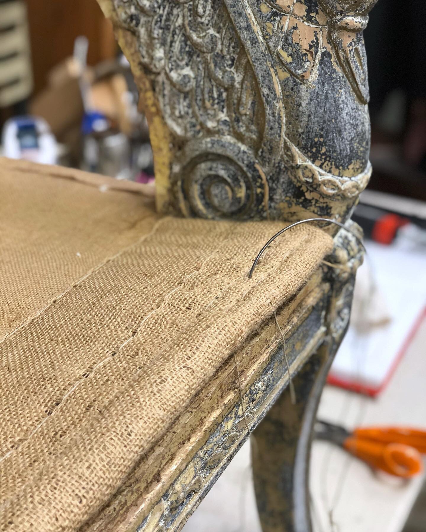 Traditional upholstery details for @lesleyfergusonantiques. Flicking through pictures this was a 2020 project. How time flies. #traditionalupholstery #upholstery