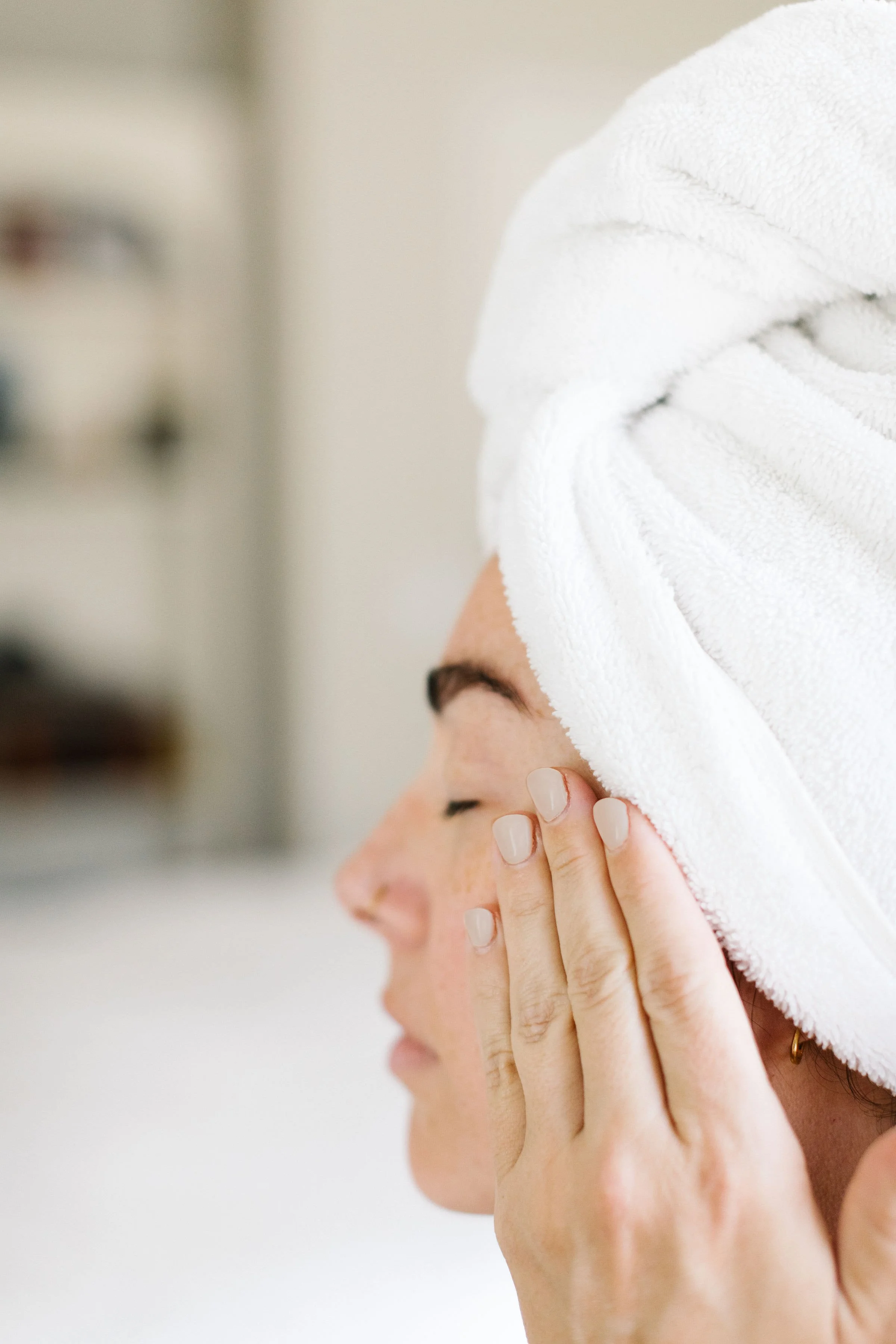 Microchanneling vs. Microneedling: Understanding the Difference