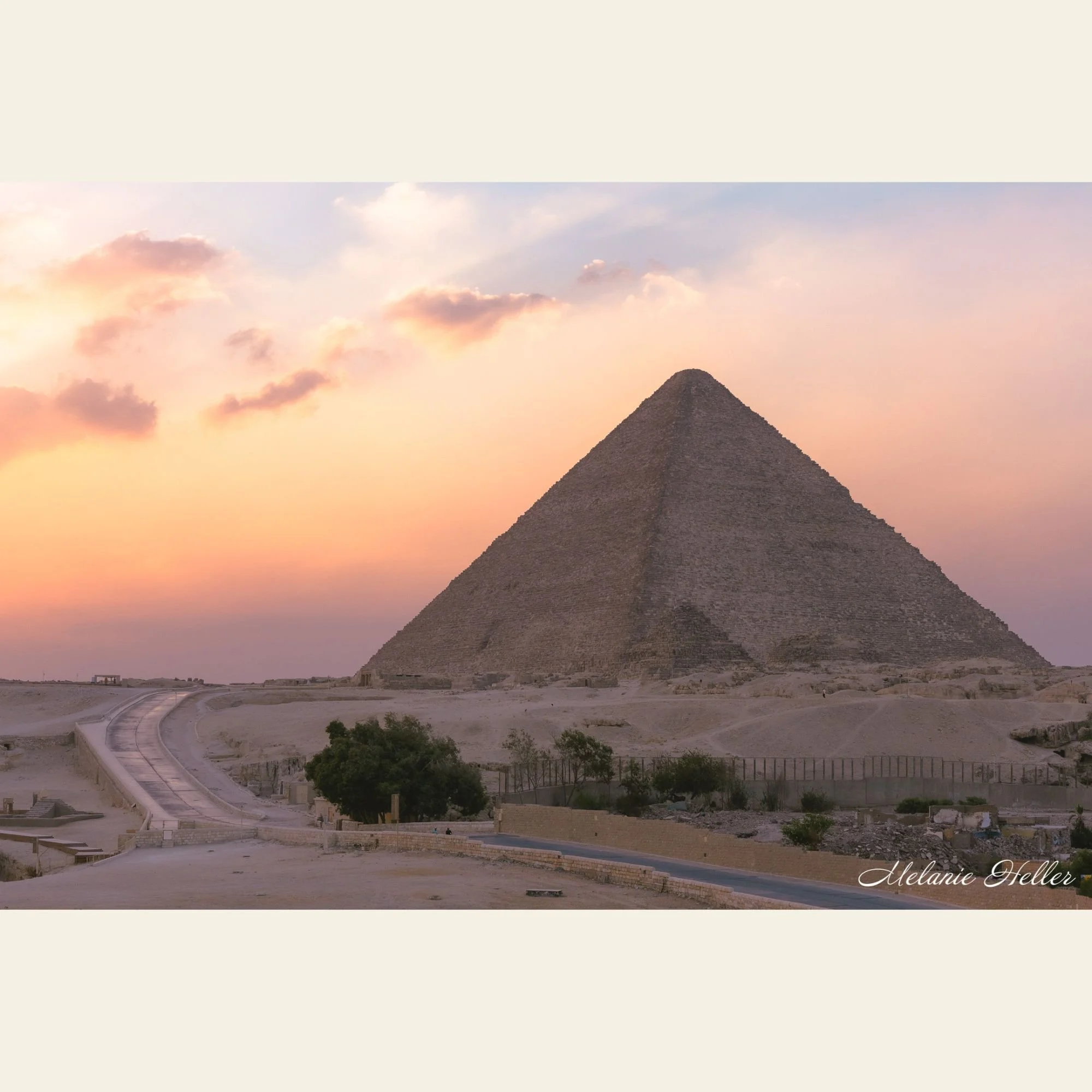 pyramid @ sunset 2.jpg