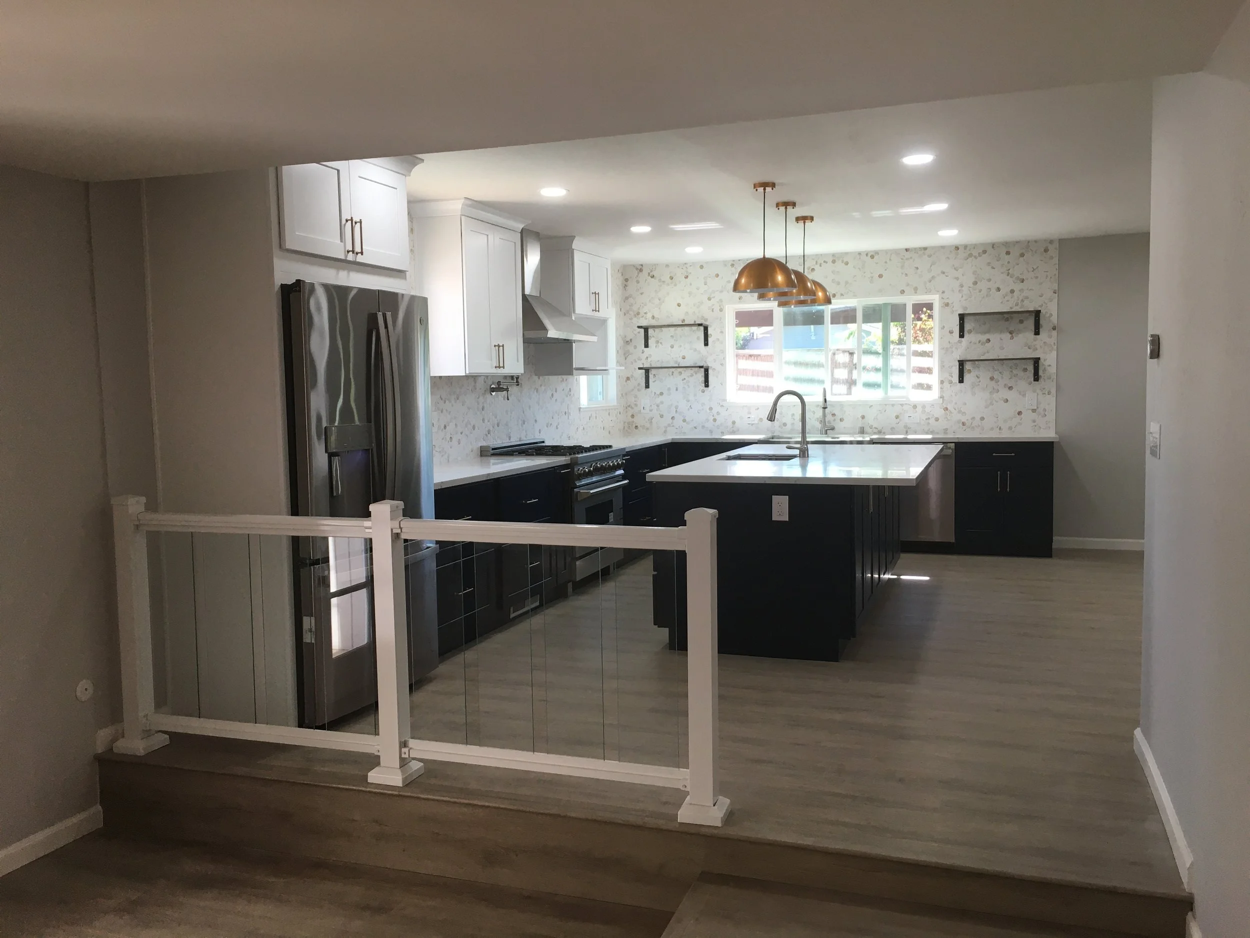 IMG-1049.JPG