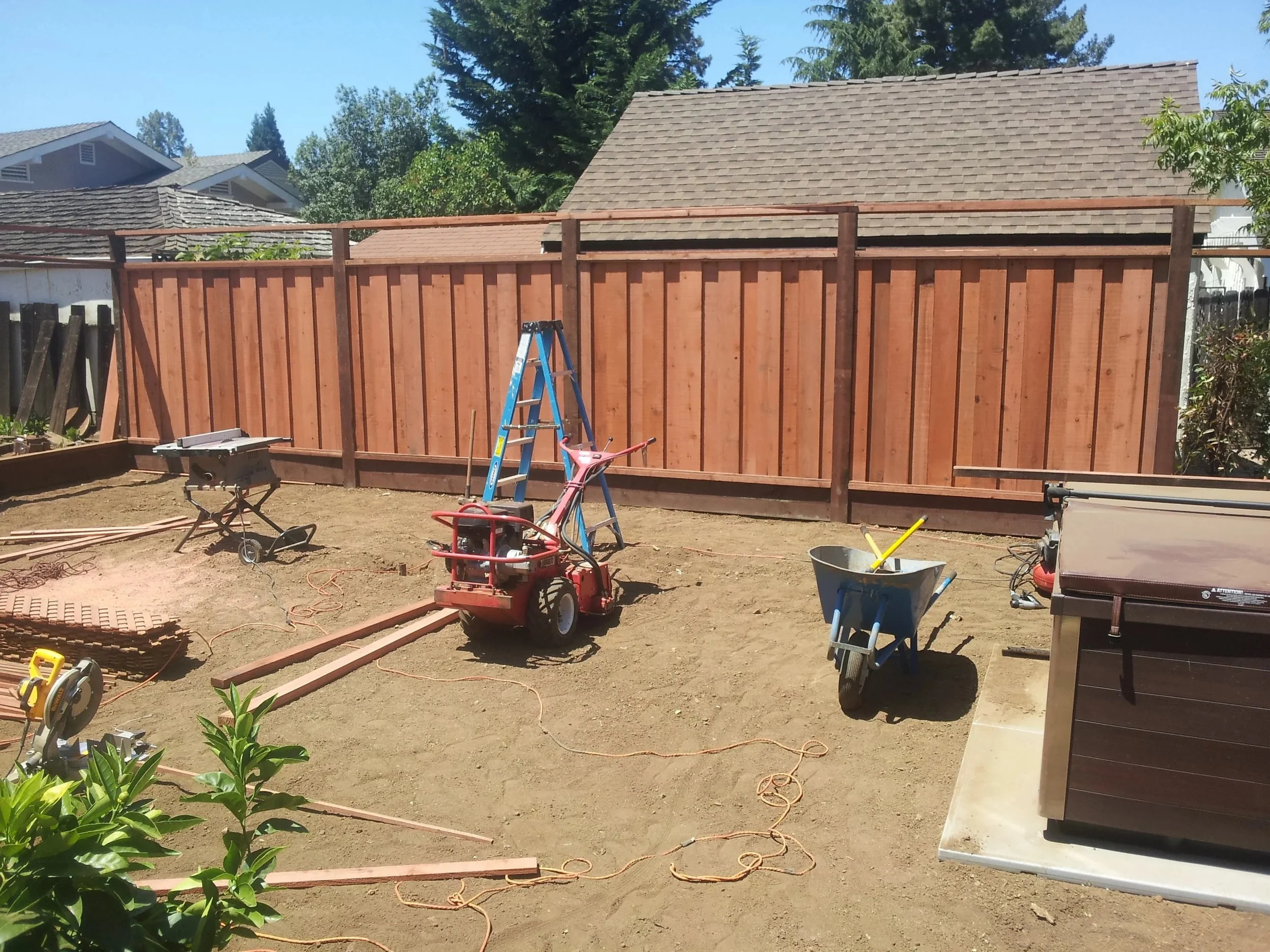 fence2.jpg