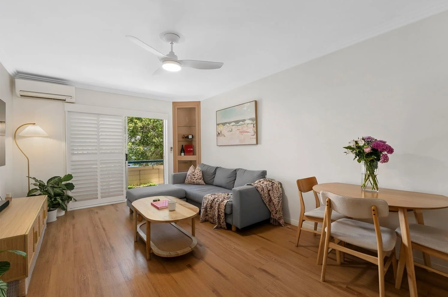 Hot Property Buyers Agency - 3:91 Hawthorne Rd, Hawthorne - Living.jpg