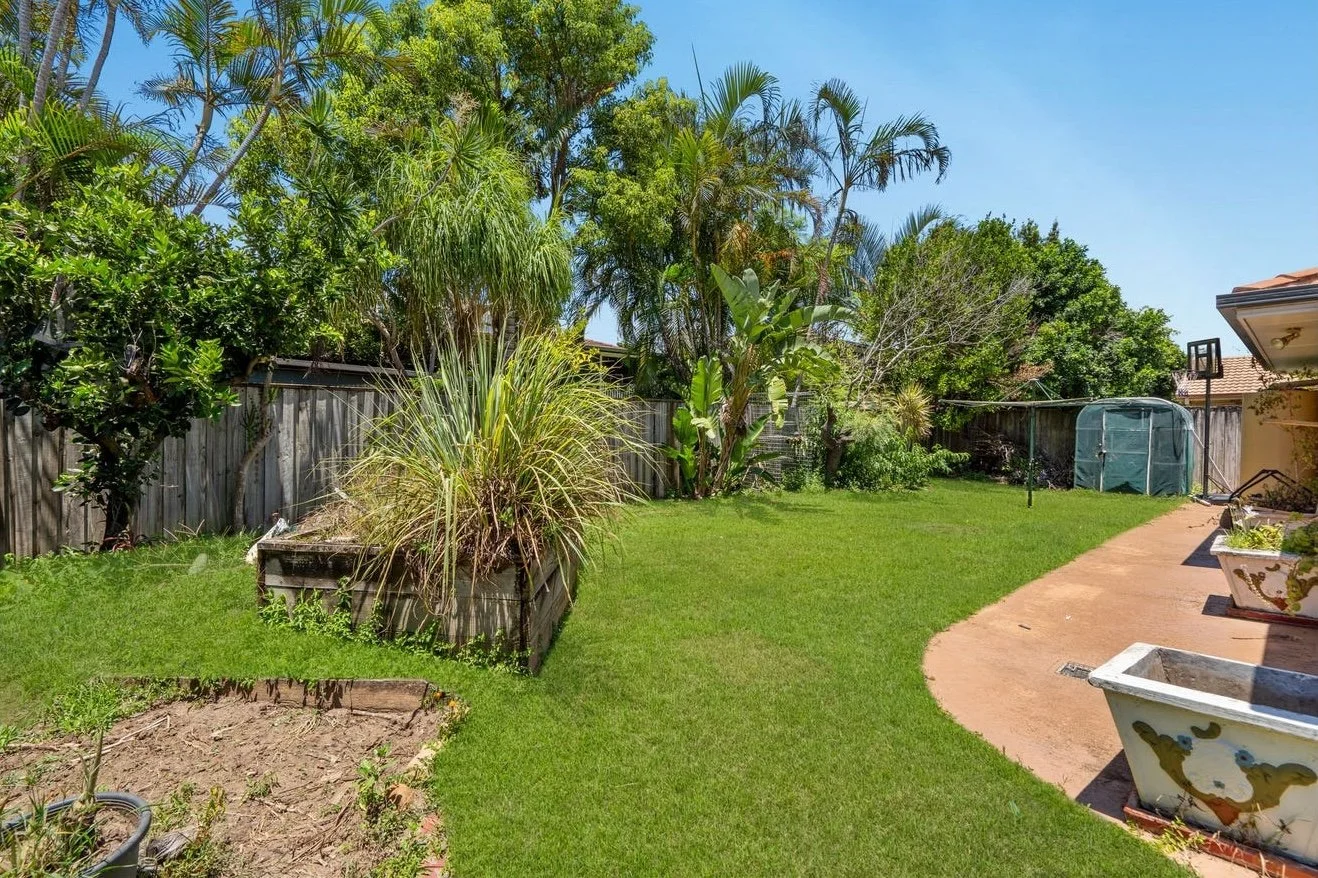 Hot Property Buyers Agency - 12 Dales Place, Taigum - backyard.jpg