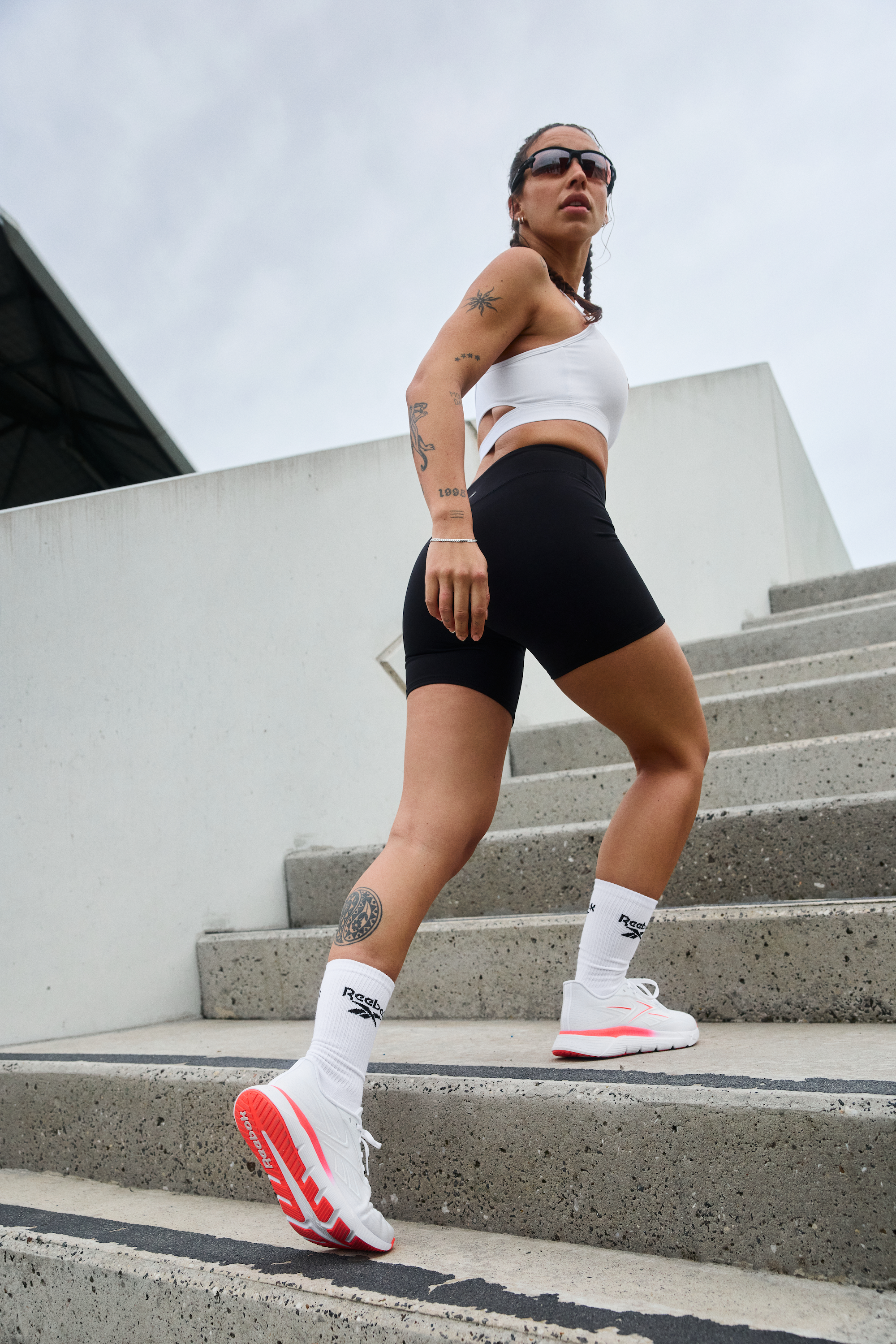 HR Retouched Gym 2.0 White Neon Cherry (1).png