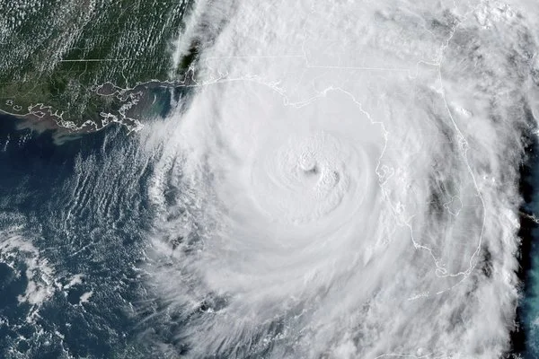 Lunar eclipse in Pisces: A churning hurricane
