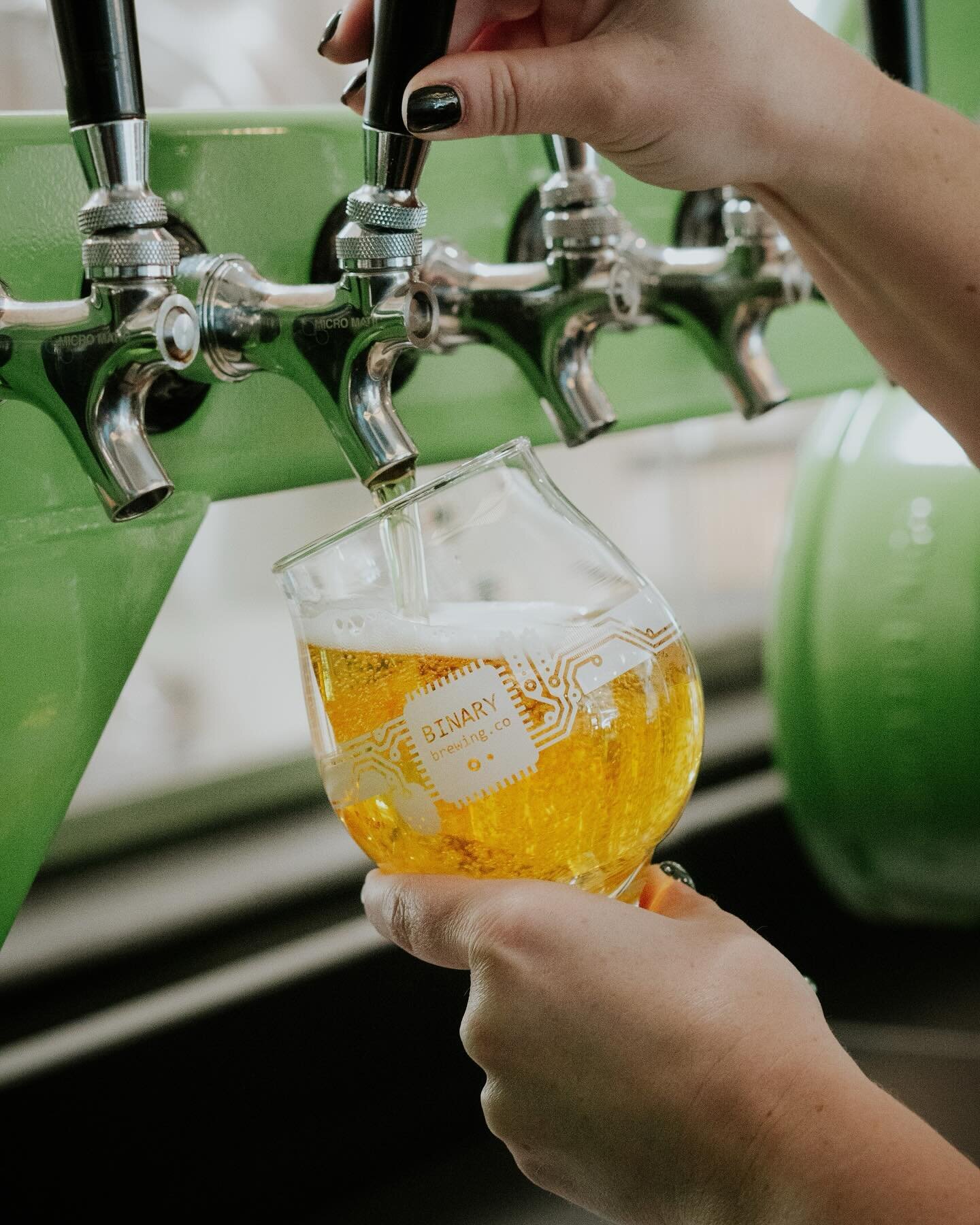 The kind of pouring we prefer! 12 beers on tap. Plays well with burgers.