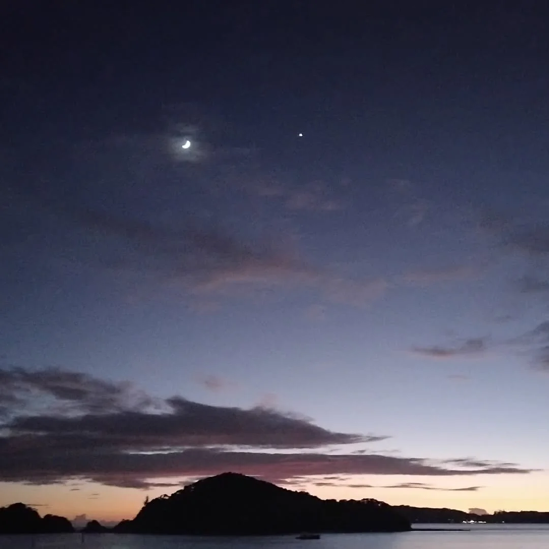 Dawn mid winter dip this morning connecting to the energies of the Moon and Venus. 
What a beautiful way to connect to my feeling body and the Cancerian season. 
Still radiating 🌟 🌙♋️

#midwinterdip #dawnmagic #newday #cancerseason #naturenourishes