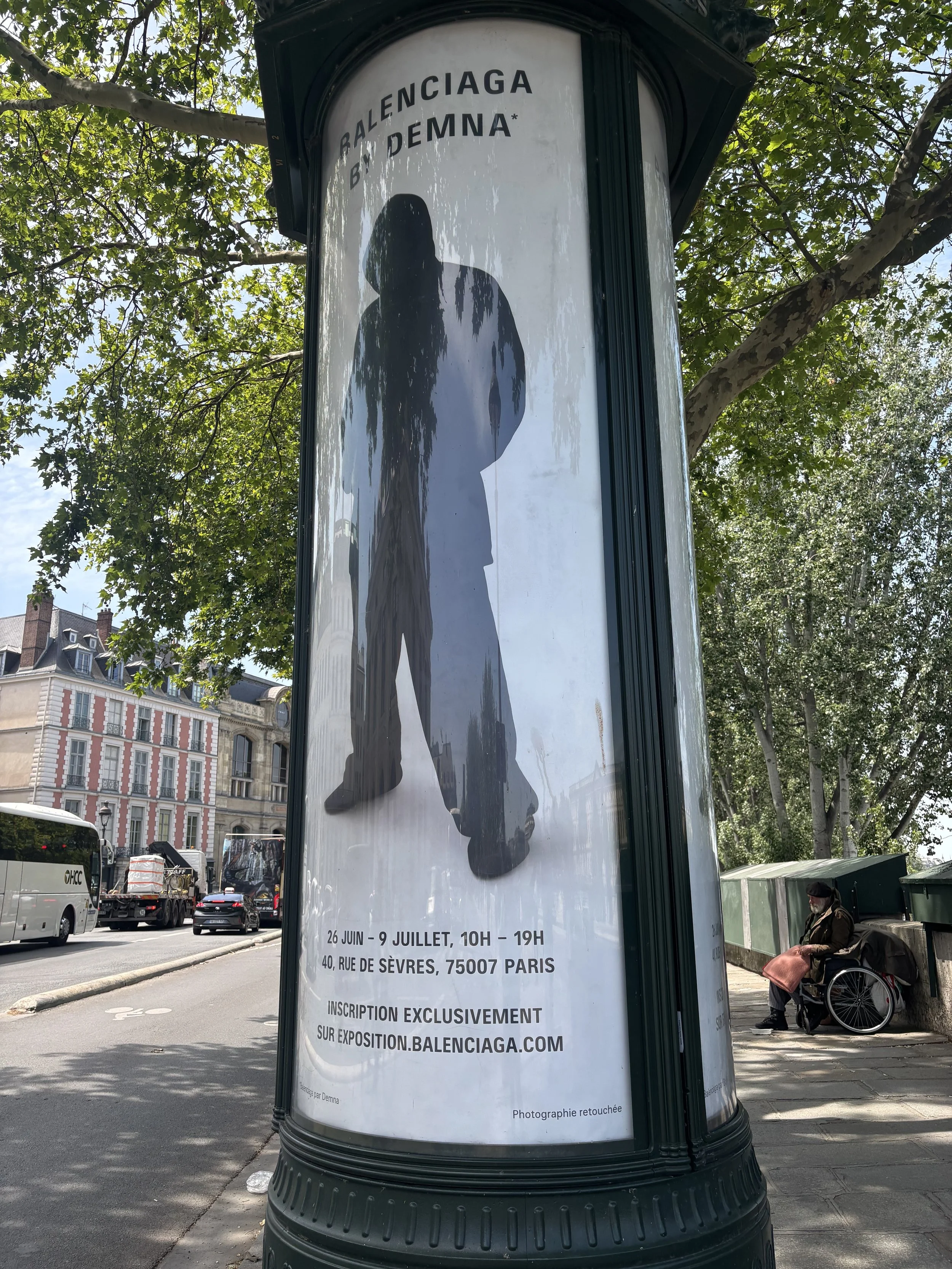 Balenciaga.jpg