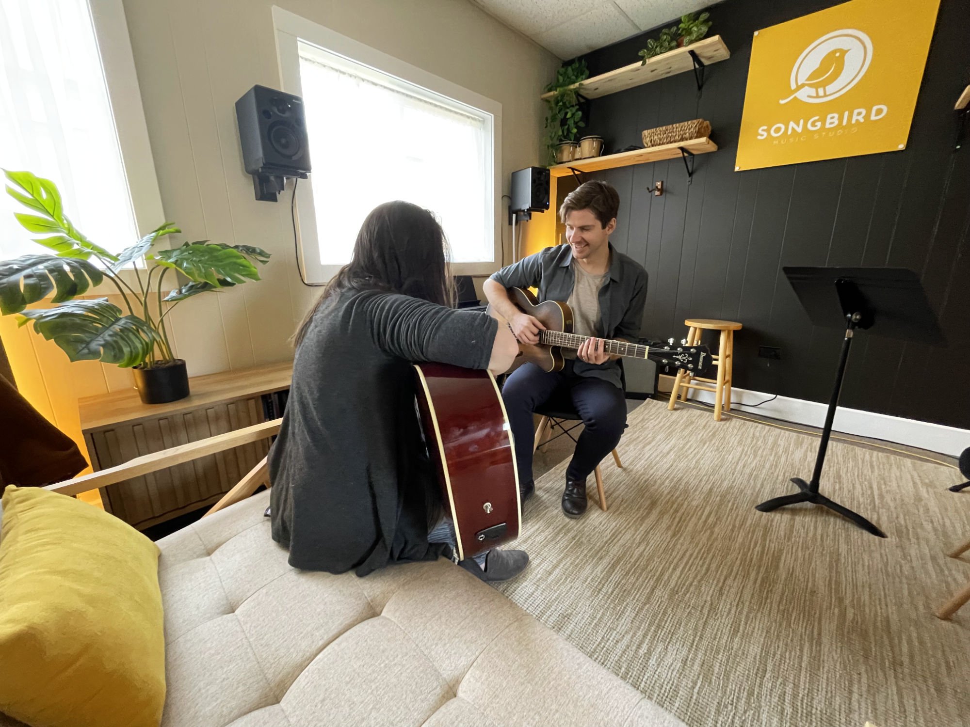 Guitar Lessons — Songbird Music Studio