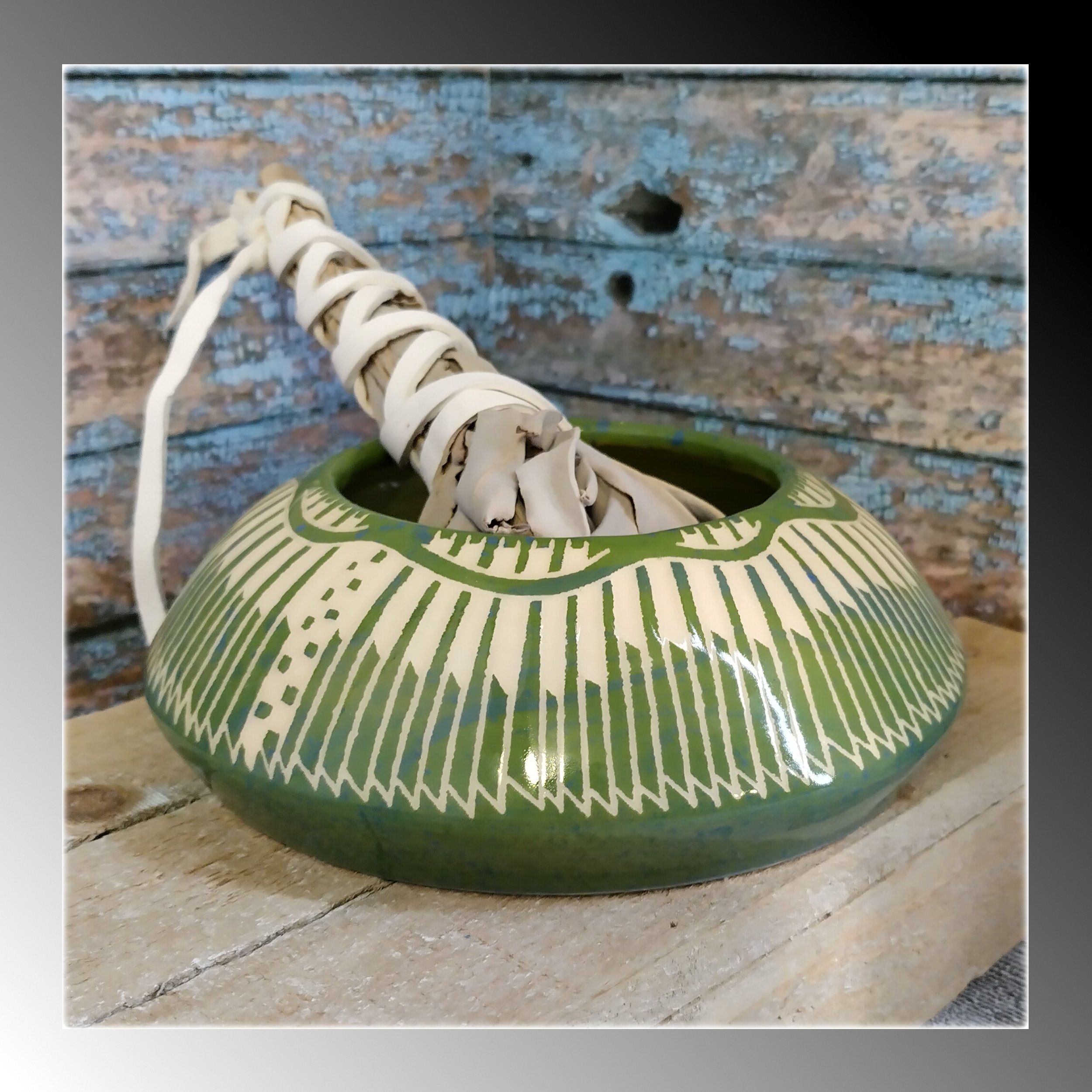 Green Tribal Vase4.jpg