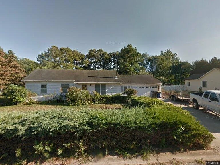 146 Sumac MLS before.jpeg