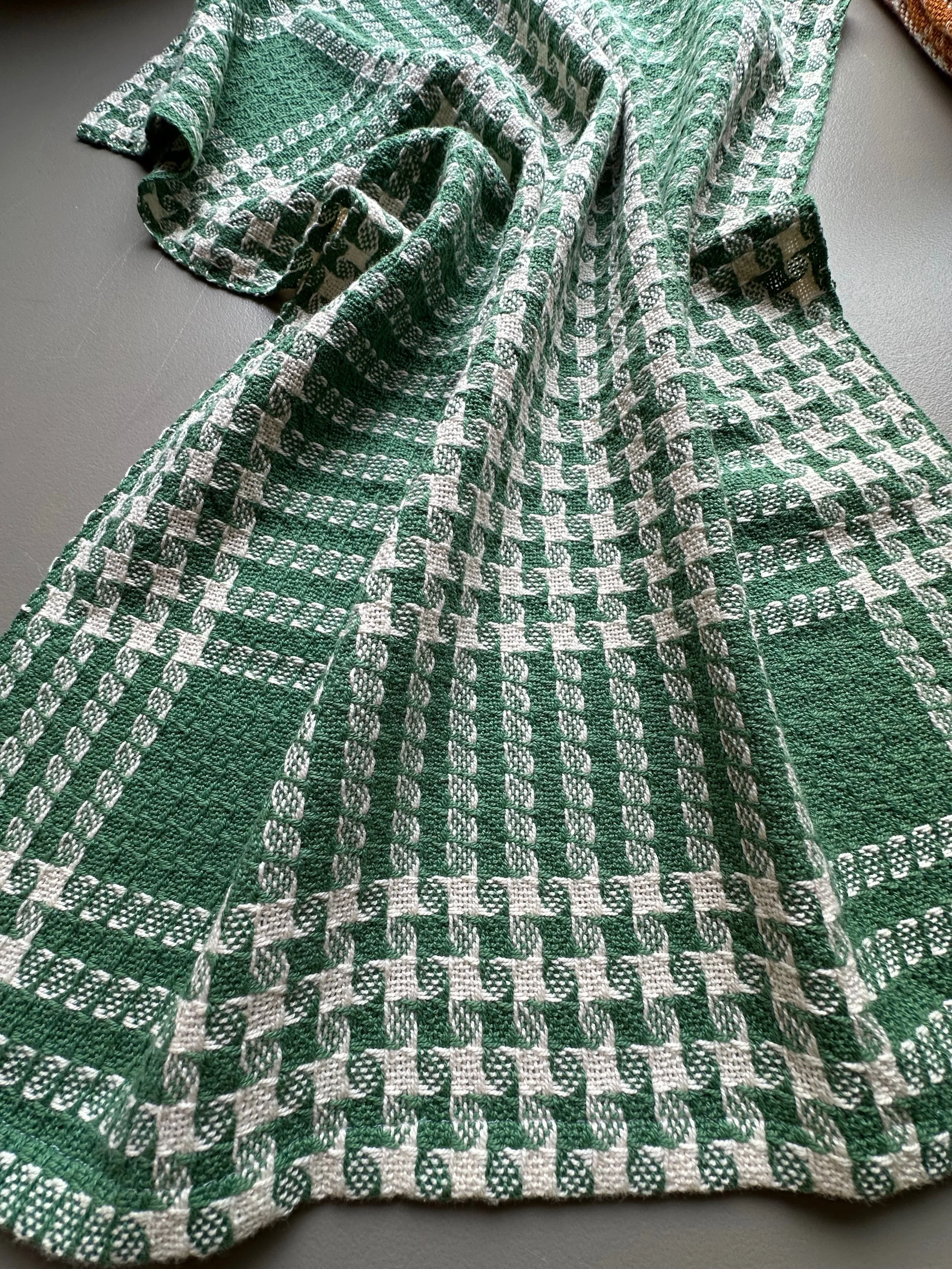 Pinwheel twill towel pine2.jpeg