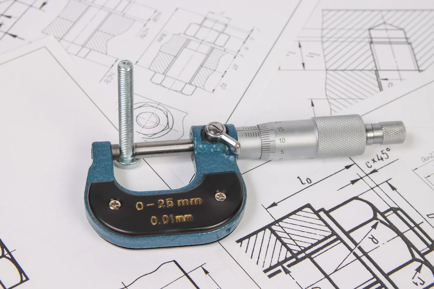 Commitment to Quality — Alloy Fasteners