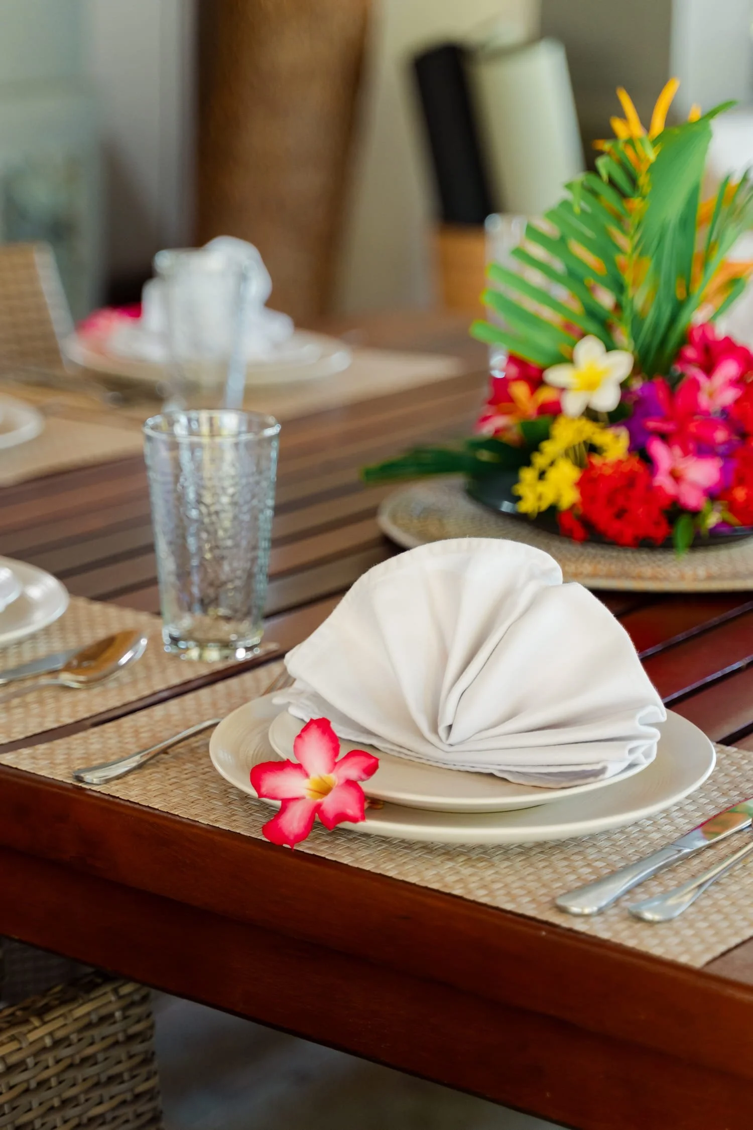 Villa-wilali-villa-side-table-setup-closeup-1500w80q.jpg