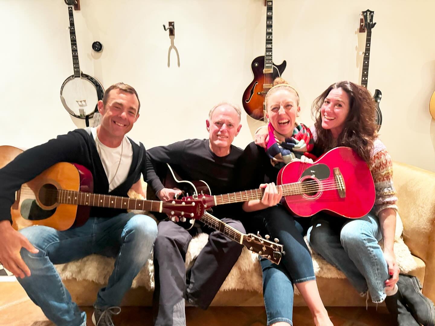 New band! 😁🎸

@jeffkrasno 
@amykstanton 
@davidperlmutter 
@onecommune