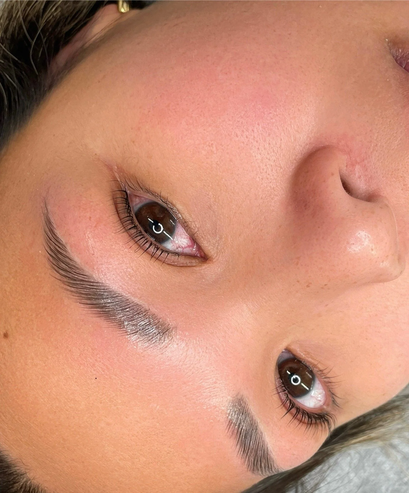 MINNESOTA-BROW-LAMINATION-ARTIST-WAXING