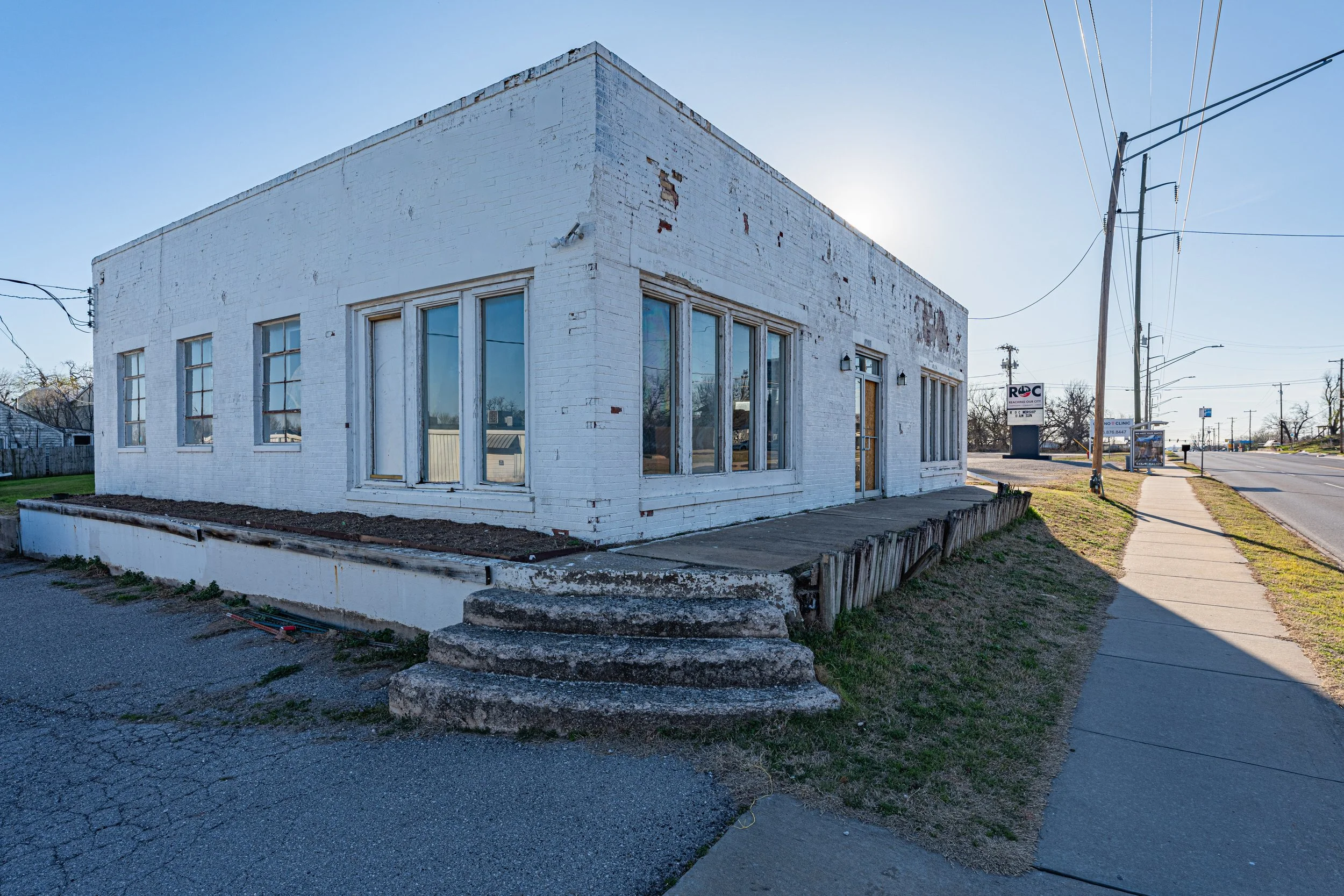 9Exterior.jpg