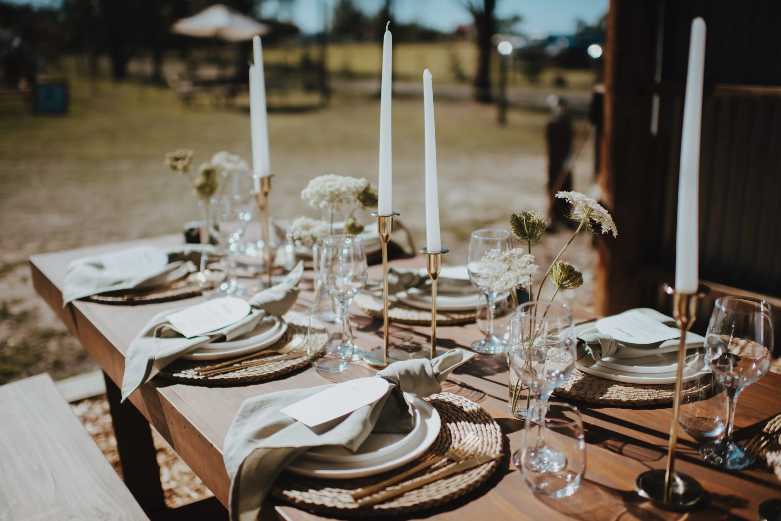 modern and rustic country table decor for hire