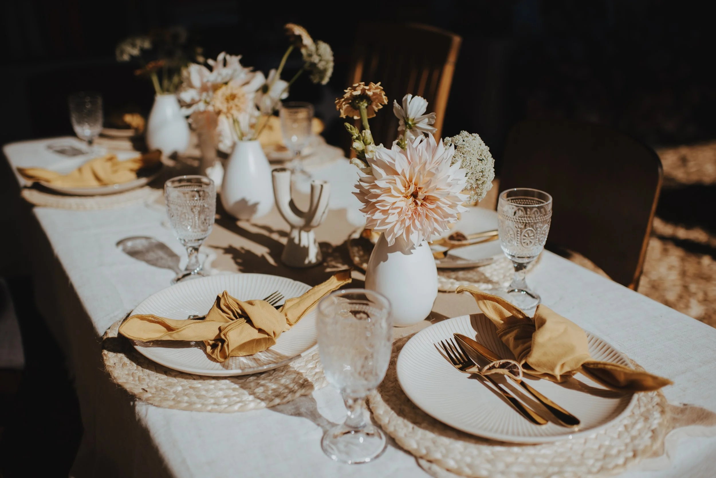 yellow table decor themed for wedding table