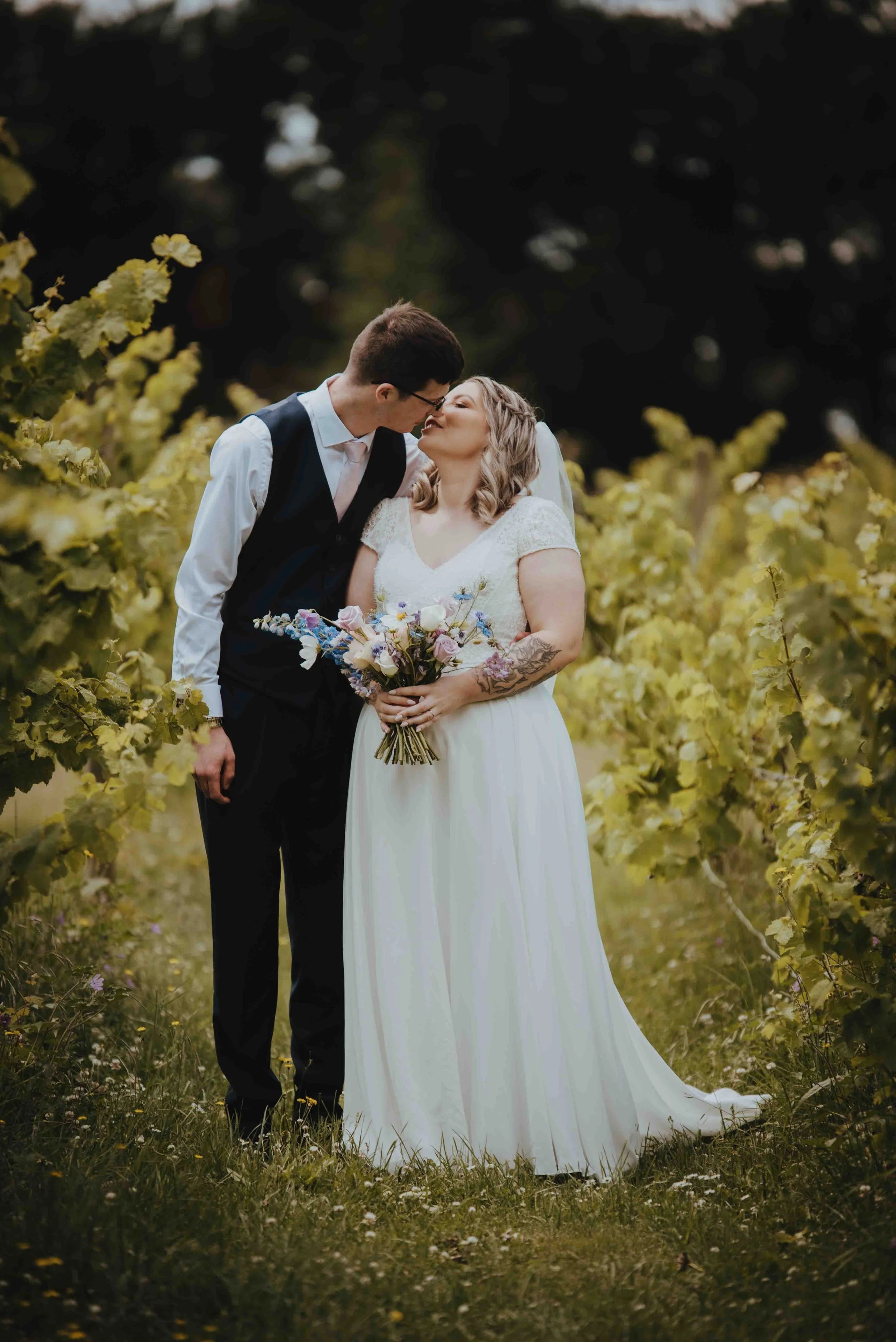 newlywed portraits in north canterbury vineyard