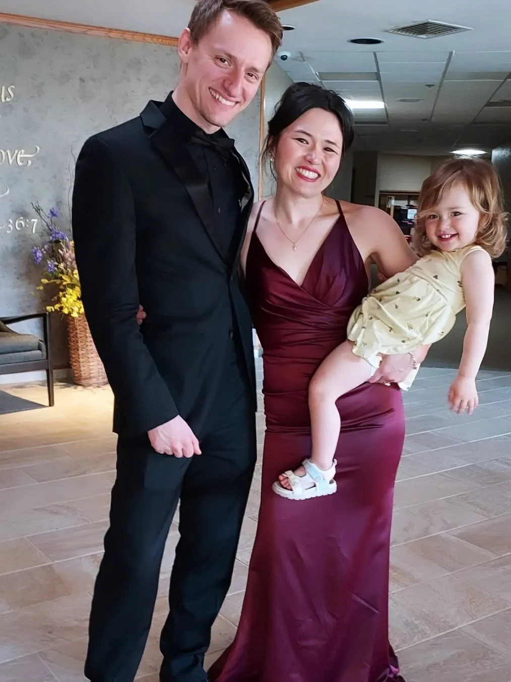 ✨️ DeBruyn Family Forever ✨️

Jonathan &amp; I just did Mahler no. 4 with the @sunnysidesymphony and it was a glorious way to end the season. Proud of all the hardwork the orchestra has put into this season and I hope they all have a wonderful summer