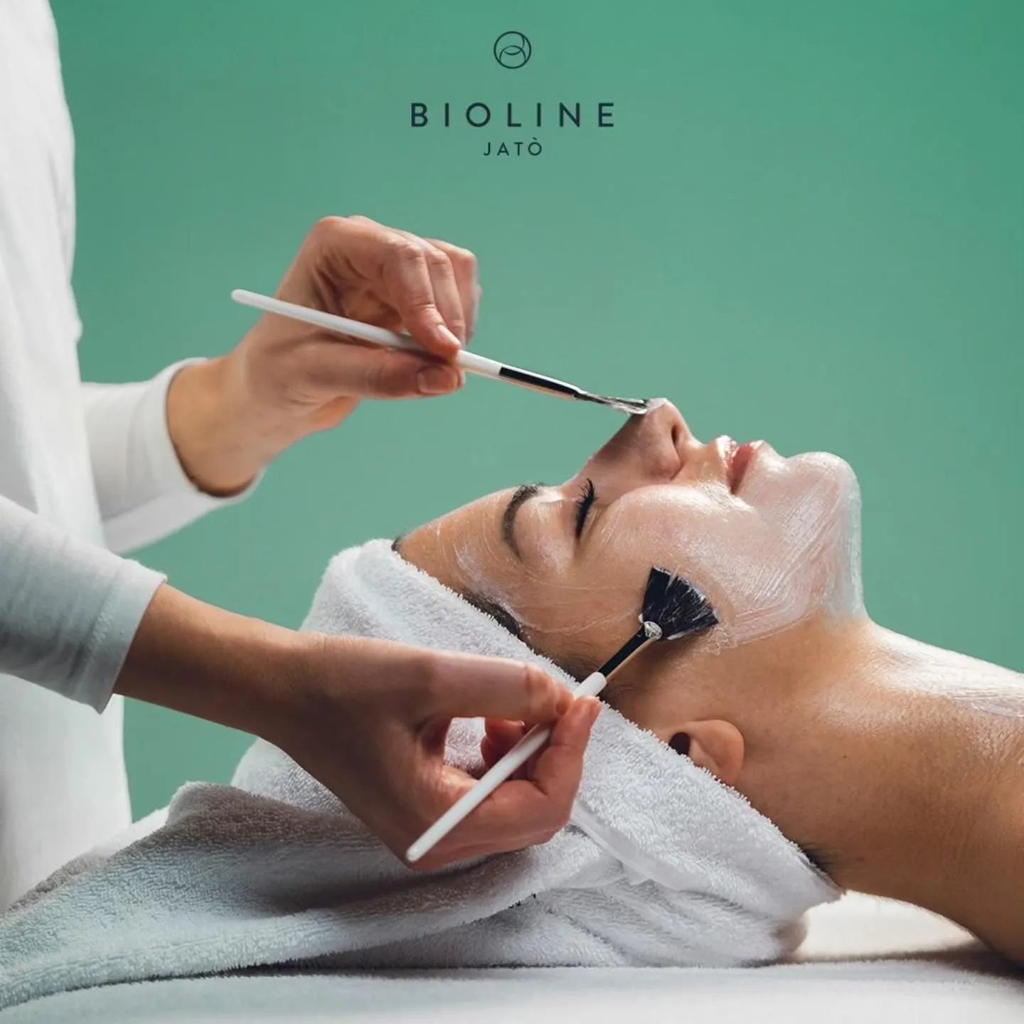 Nov&aacute; p&eacute;če od Bioline Jat&ograve; m&aacute; jm&eacute;no Retinol [ A⁴ ]
Silně regeneračn&iacute; řada pro nadčasovou kr&aacute;su.