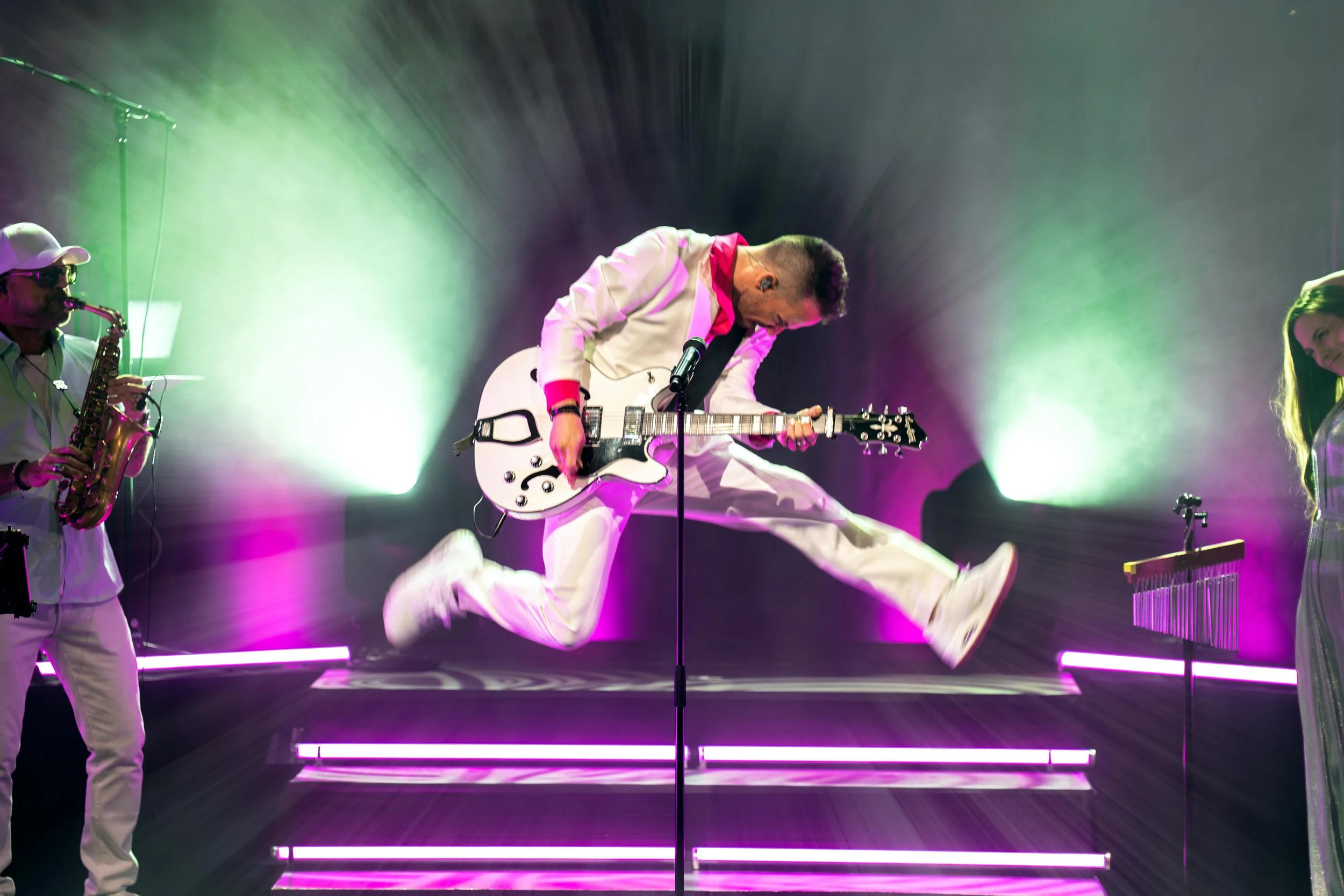 BRUNOZ med Bruno Mitsogiannis