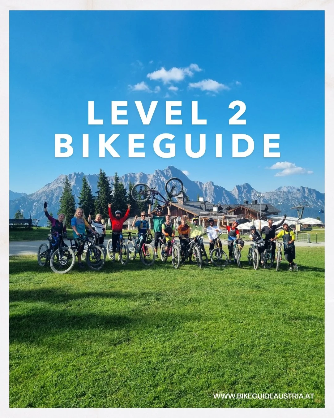 Level 2 Bikeguide 2026
𝗡𝗲𝘅𝘁 𝗟𝗲𝘃𝗲𝗹 𝗚𝘂𝗶𝗱𝗶𝗻𝗴. 𝗡𝗲𝘅𝘁 𝗟𝗲𝘃𝗲𝗹 𝗖𝗼𝗮𝗰𝗵𝗶𝗻𝗴.

In unserem Level 2 Basismodul standen zun&auml;chst Social Skills, Kommunikation und Gruppendynamik im Fokus. Danach ging es um die MTB Fahrtechnik und 