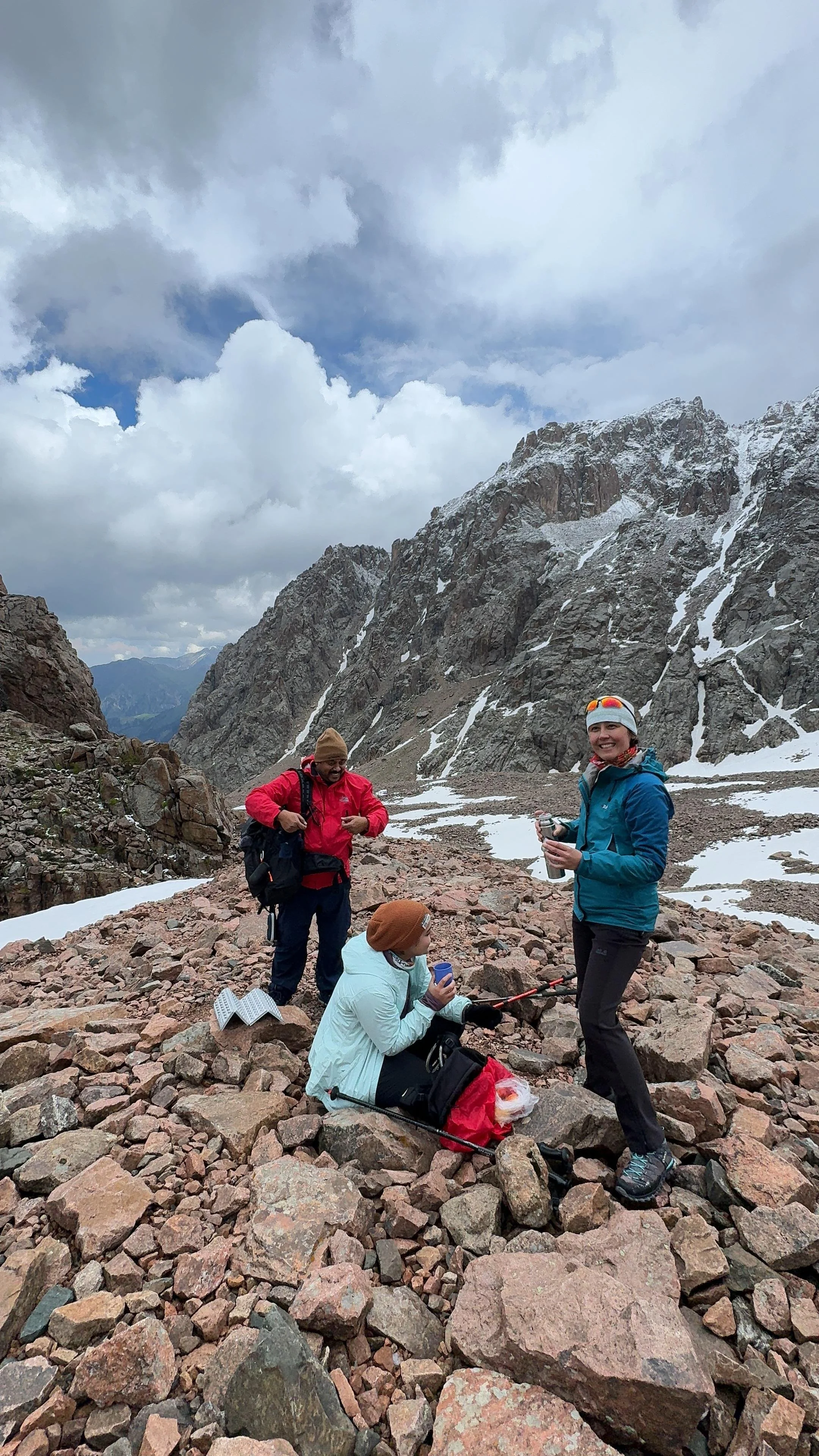 GLACIER HIKE 5 KAZ.jpg