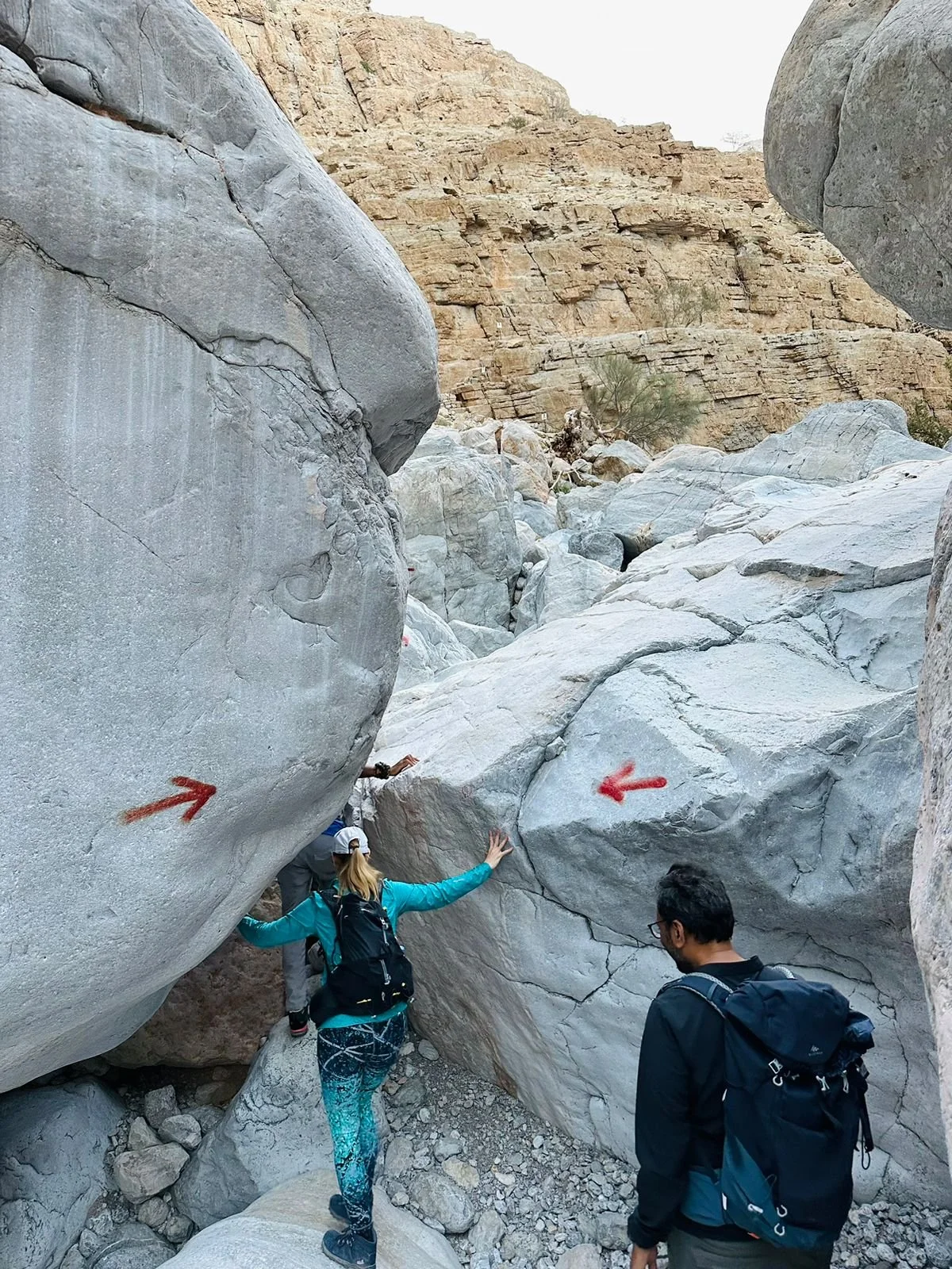 wadi koob boulders uae trekkers.JPG