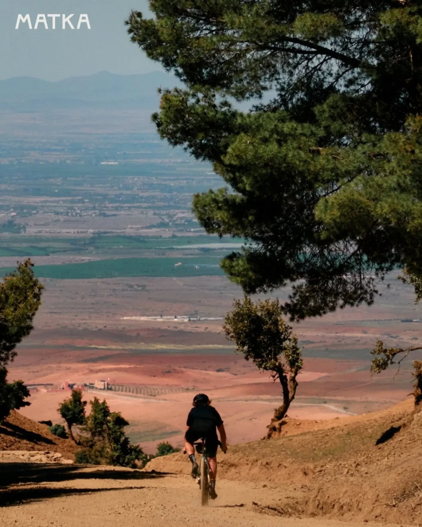 Ourika Valley - 95km / 2000m

"The first real test for your legs: over 2,000 meters of climbing packed into less than 100 km...

Your reward? A 20 km champagne gravel descent back to the hotel&mdash;fast, flowing, and fun..."

Atlas Gravel 