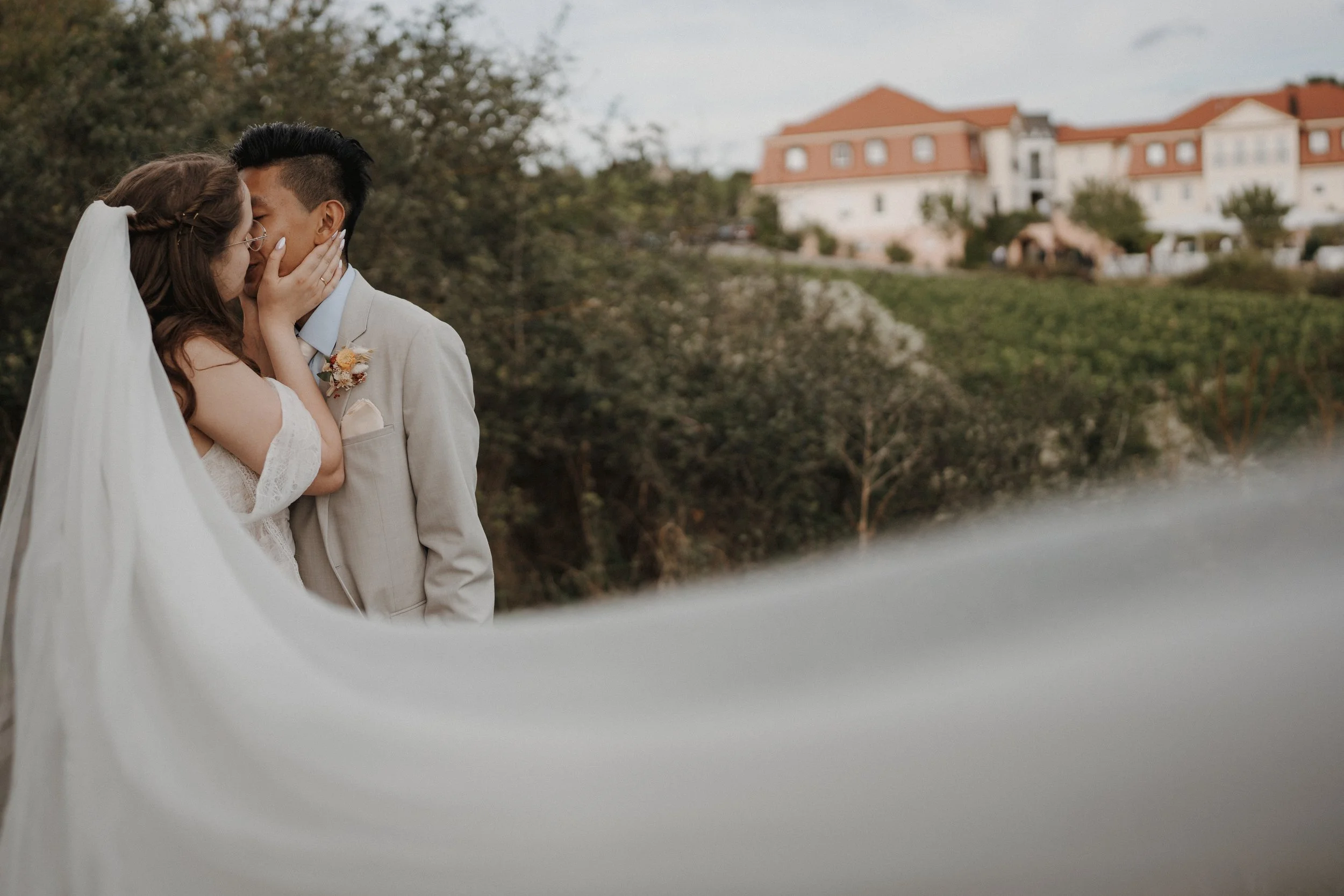 Hochzeitsfotografie-Jana - Tu-Vendersheim-Hofgut Donnersberg-Fotograf-van-Westrop-Photography-0625.jpg