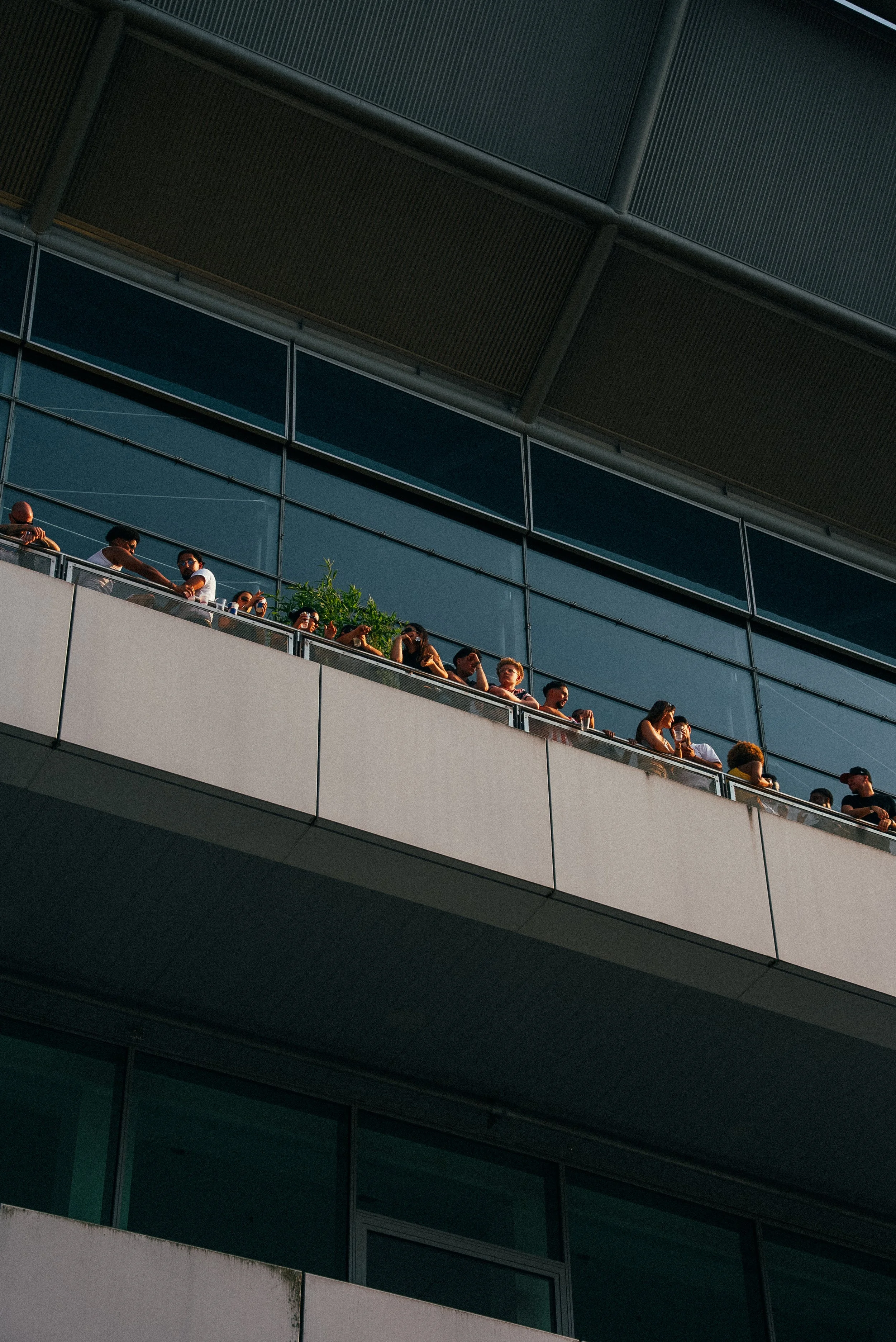 6pm_VIPBalkon_Collab45.jpg