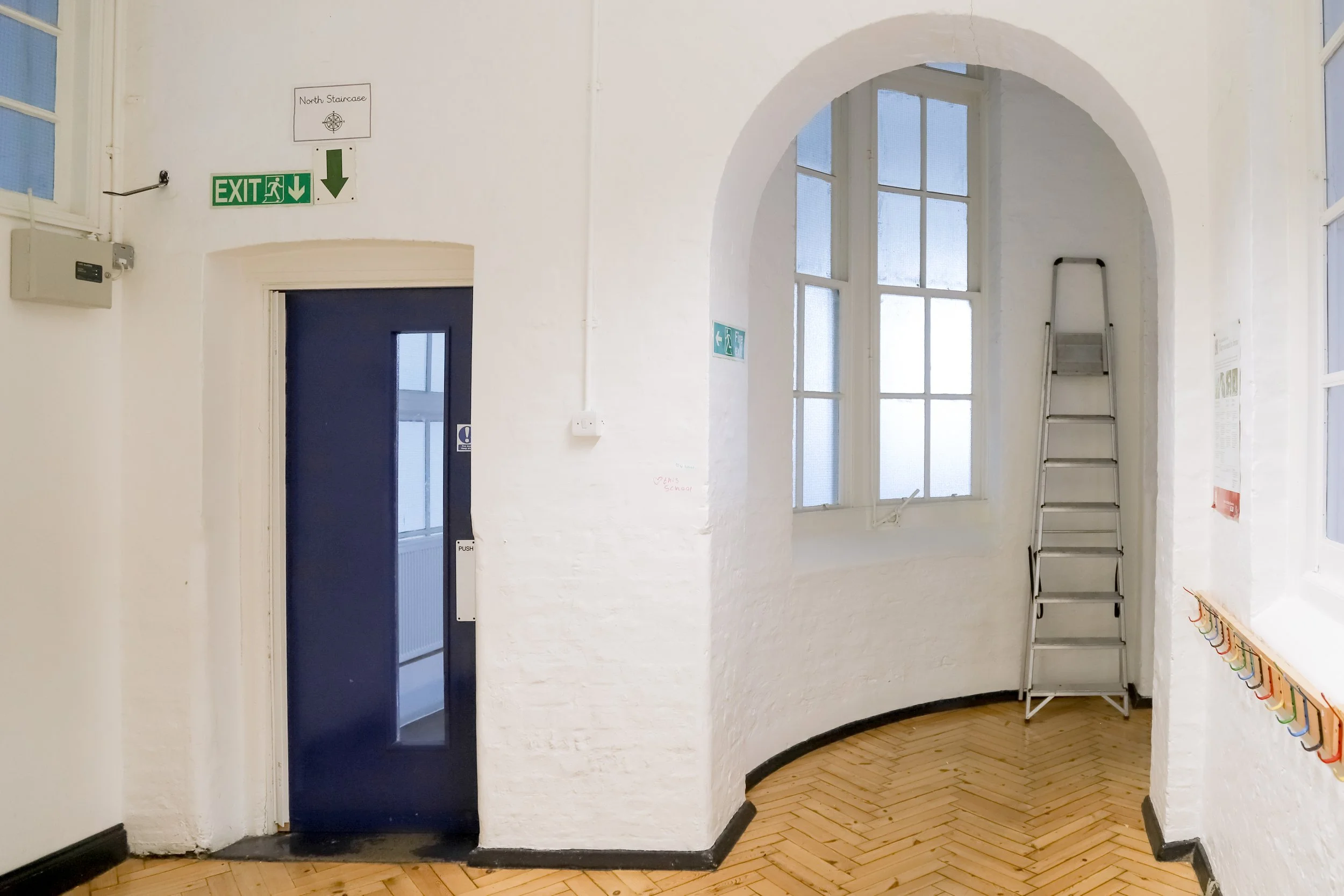 De Beauvoir Primary School-19.jpg