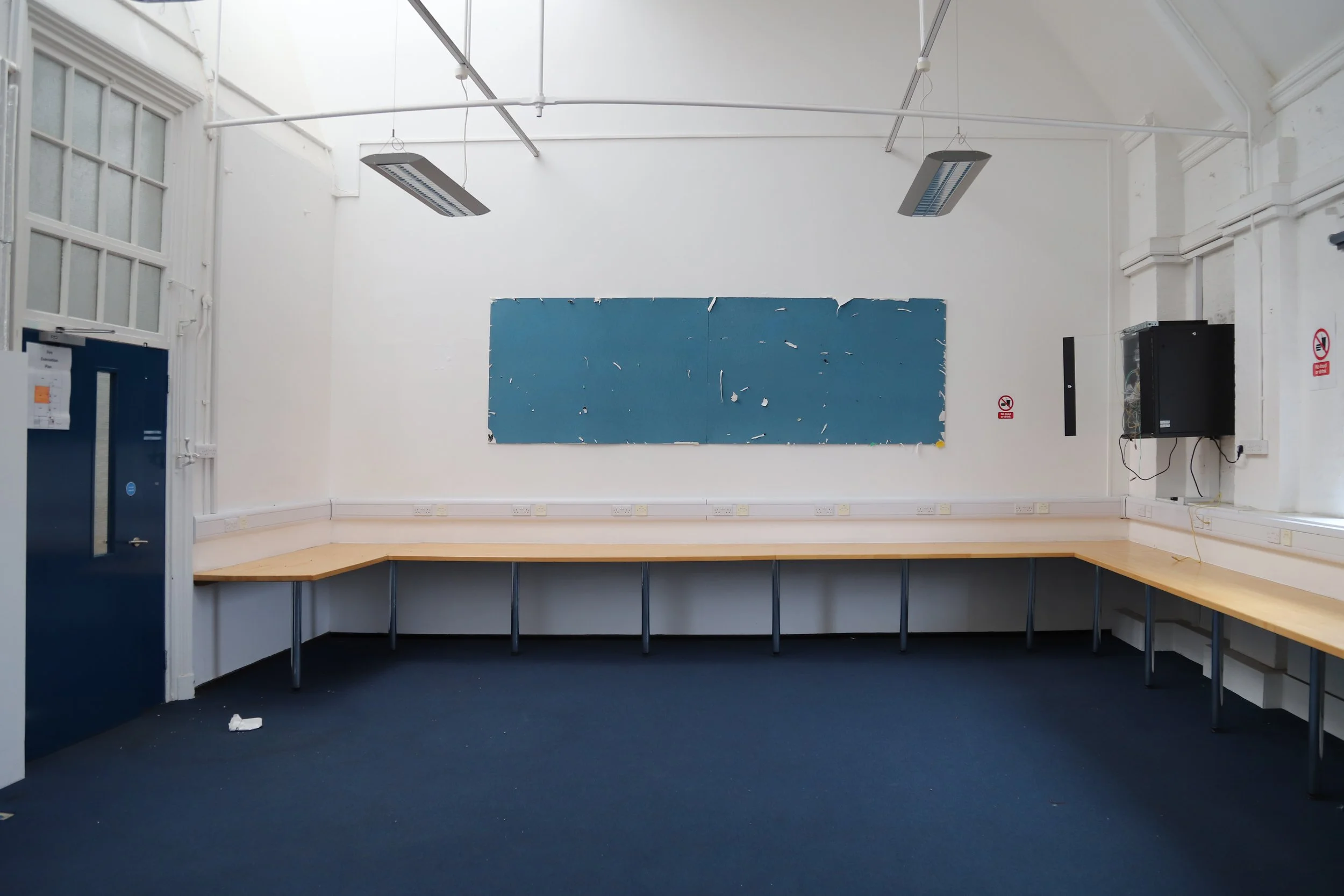 De Beauvoir Primary School-17.jpg