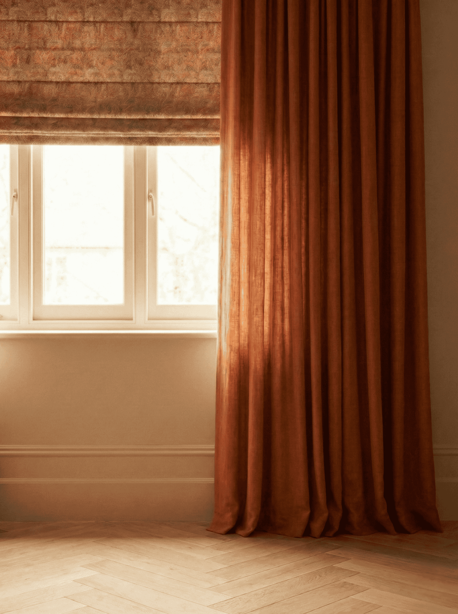 In between gordijnen.png