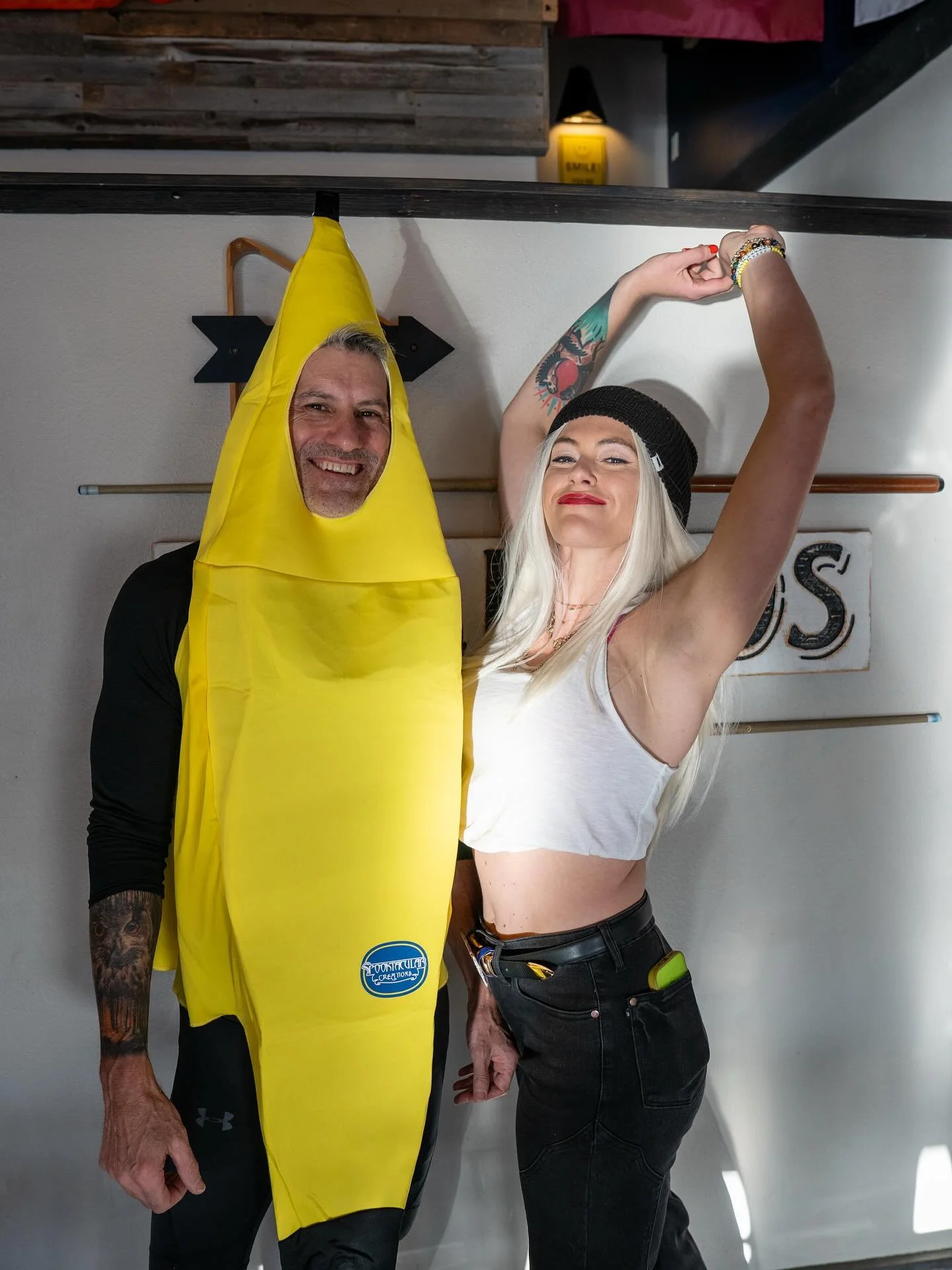 Networking at happy hour: 👍 

Networking at happy hour with costumes: 🤙🤙🤙🤙

#halloween #halloweeninsteamboat #steamboatyoungprofessionalsnetwork