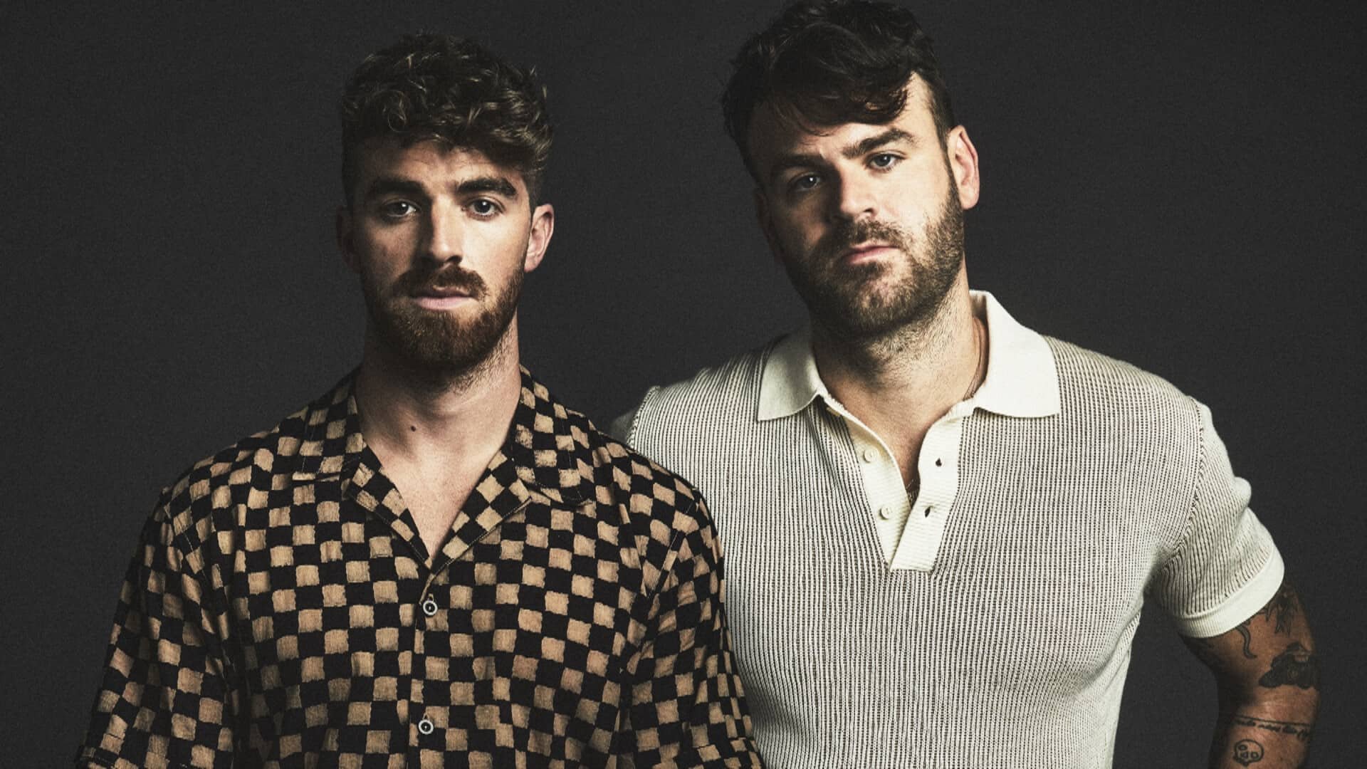 THE CHAINSMOKERS