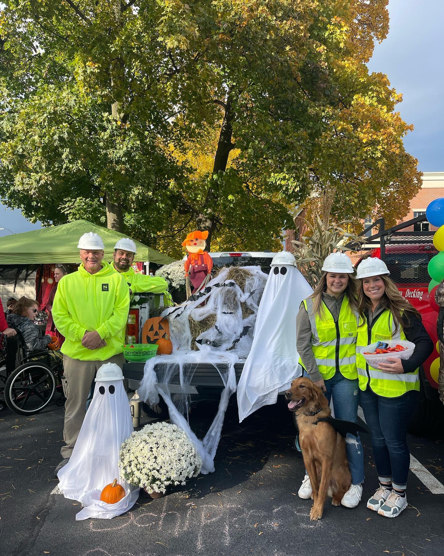 Boo to you, from part of our crew! 👻🎃💀

#happyhalloween2023 #westmichigan #schippersconstruction