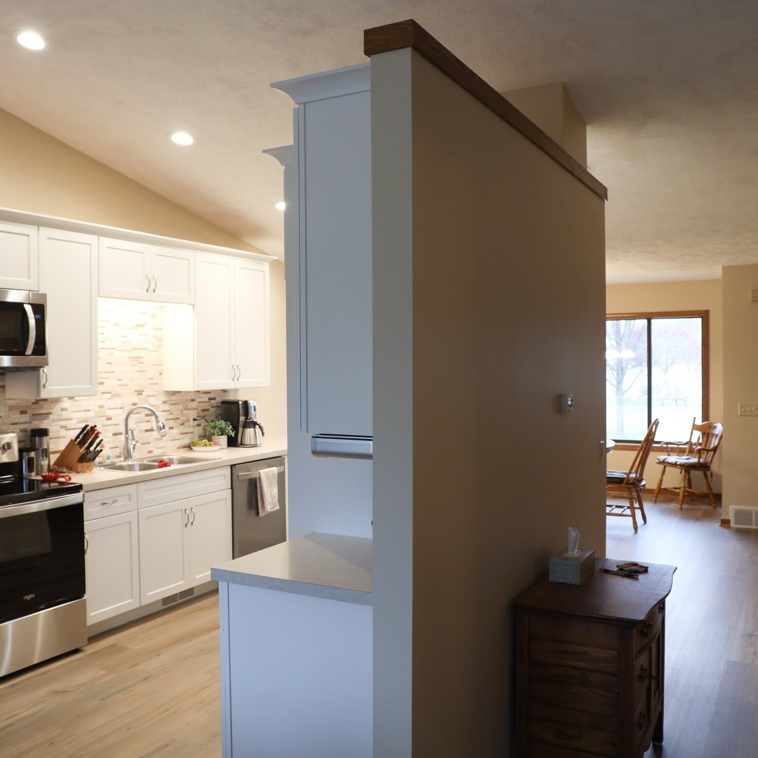 We recently completed this Condo revamp - swipe to see what we started with! By eliminating an office / bedroom and opening up the kitchen walls, this condo feels like a whole new space. 

 #kitchenremodel #kitchentransformation #kitchendesign #westm