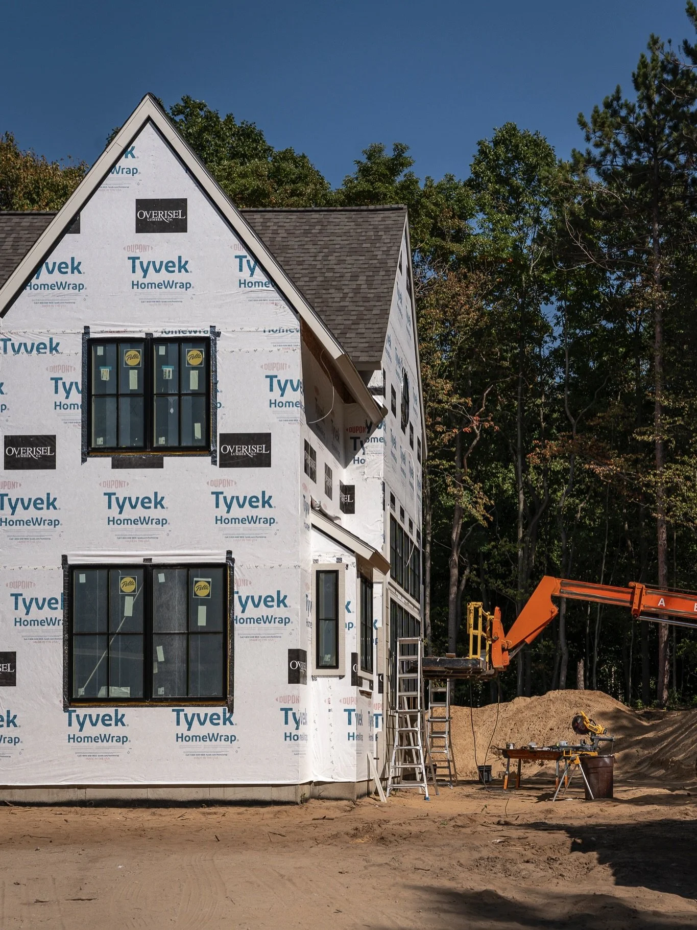 The stage where a well-planned home starts to reveal itself 🏠 

Before the finishes, before the furniture, before the final walk-through, this is where you can see whether a home has been planned well.

This is the value of working with a #DesignBui