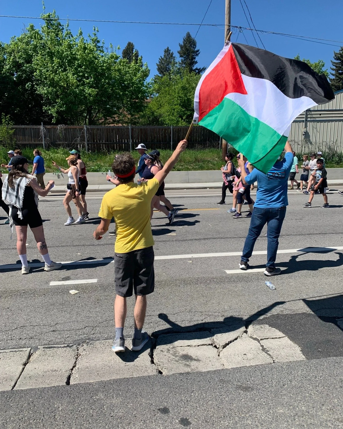 Go Bloomies and free Palestine!

We enjoyed handing out watermelons and cheering on runners at the top of Doomsday Hill yesterday with @pslspokane, reminding passerby of Palestine and of the strength and joy in our community's advocacy for collective