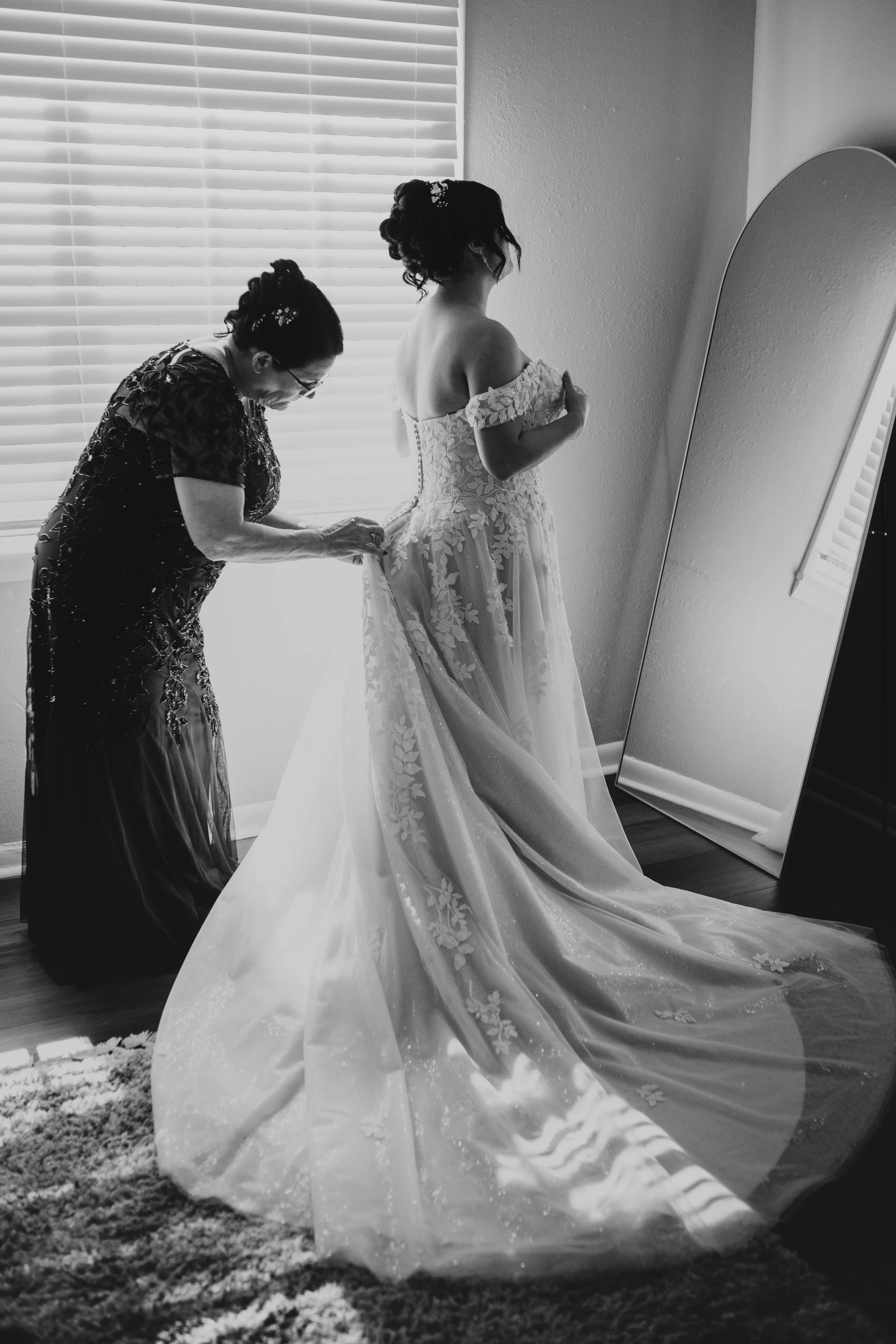 jujuphotography-weddingphotographer-weddingyphotographer-theospreyview-samanthaanadblake-45 (1).jpg