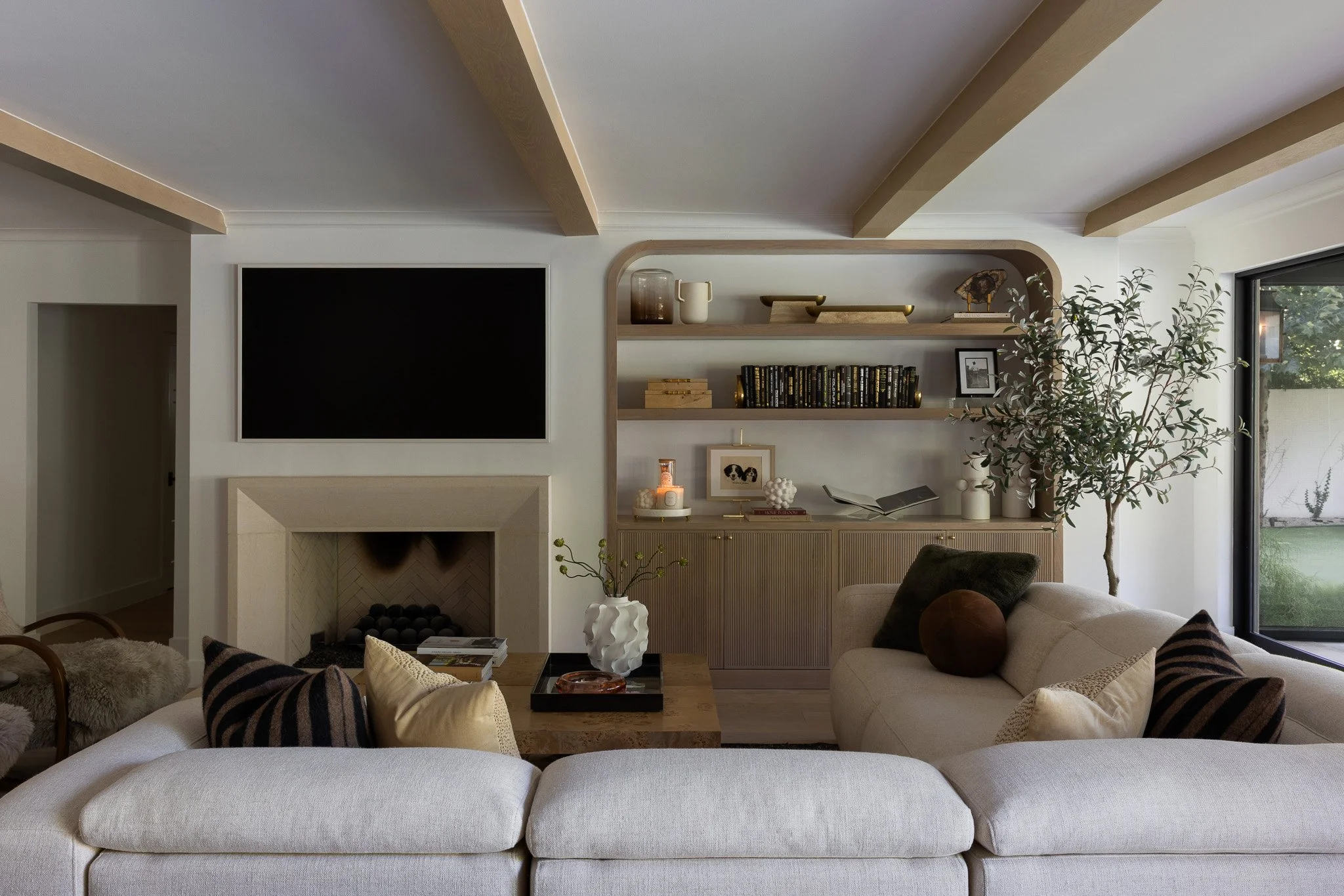 2201 Woodmont17828.jpg