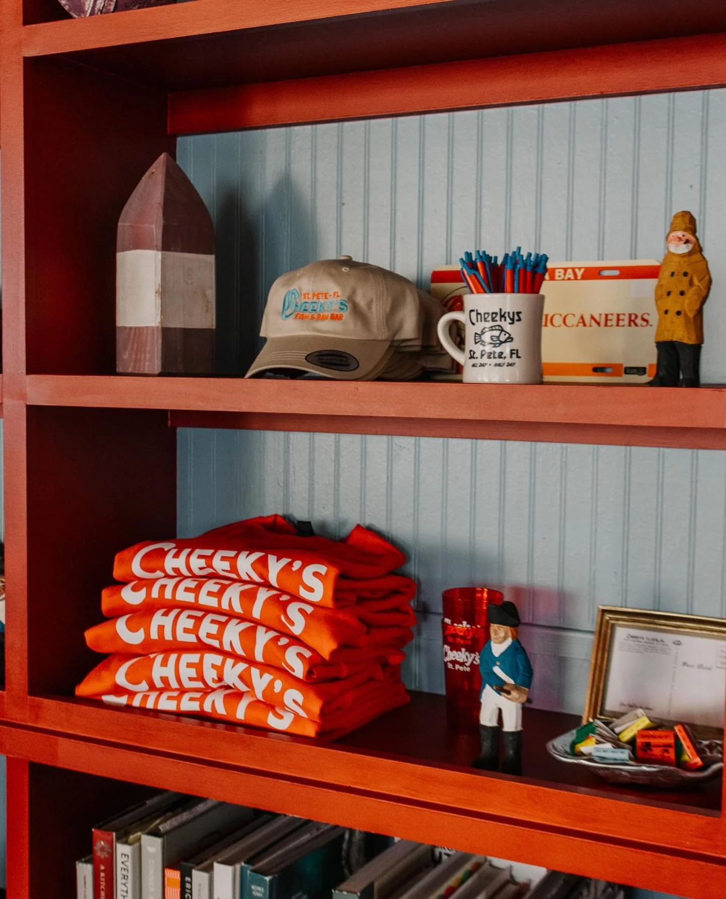 Cheeky&rsquo;s was inspired by the oyster bars of New England and the fish shacks of the South, and we needed a visual identity that felt just as fun and a little irreverent.

Huge shoutout to our friends at @sassoandco for creating the identity behi