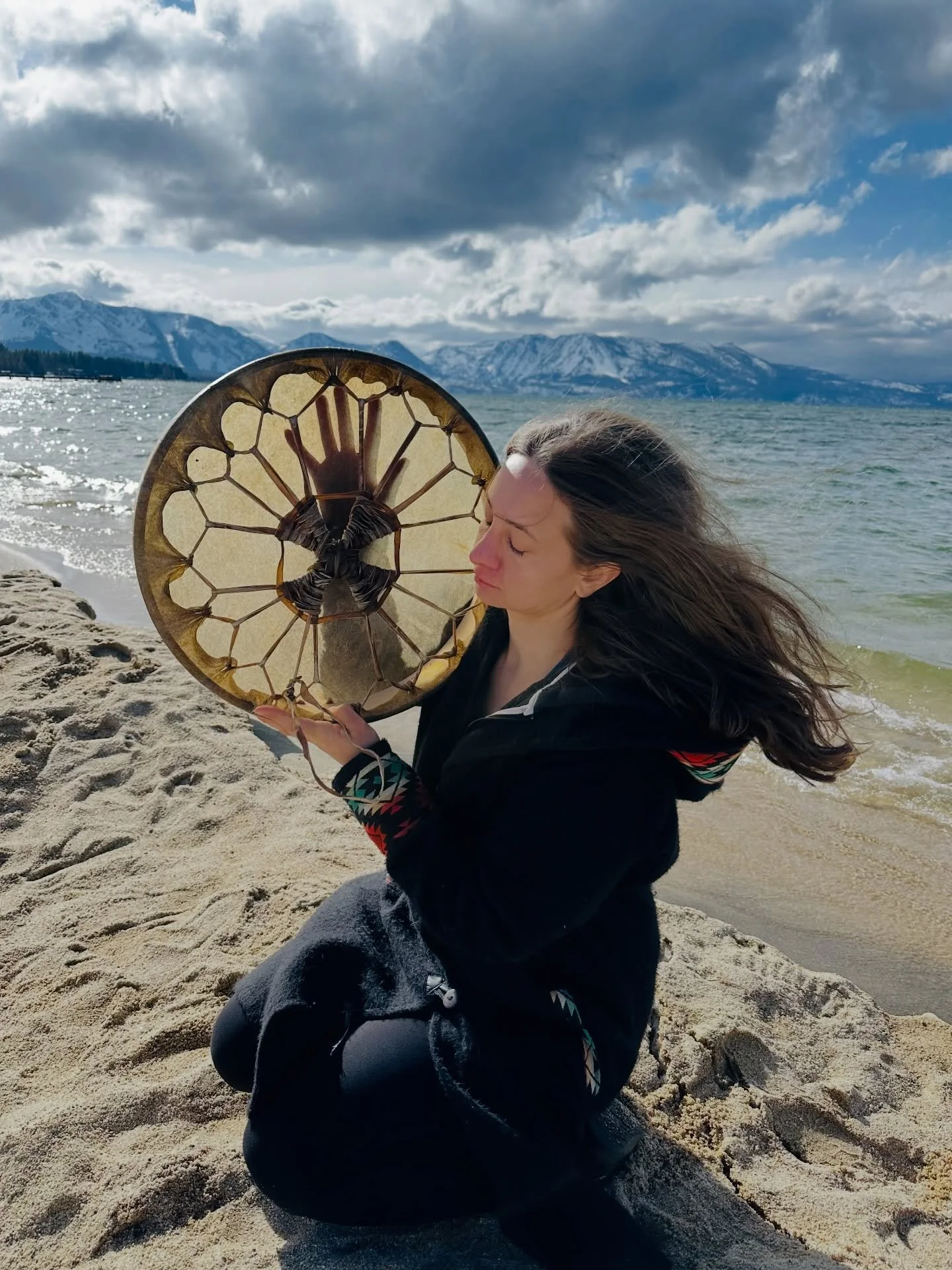 A few years ago, a sweet faery woman entered my life and renewed my faith in adult friendships. 

We all have ebbs and flows in relationships. Friendships grow and change. People come and people go. 

So when you meet someone that is genuine in heart