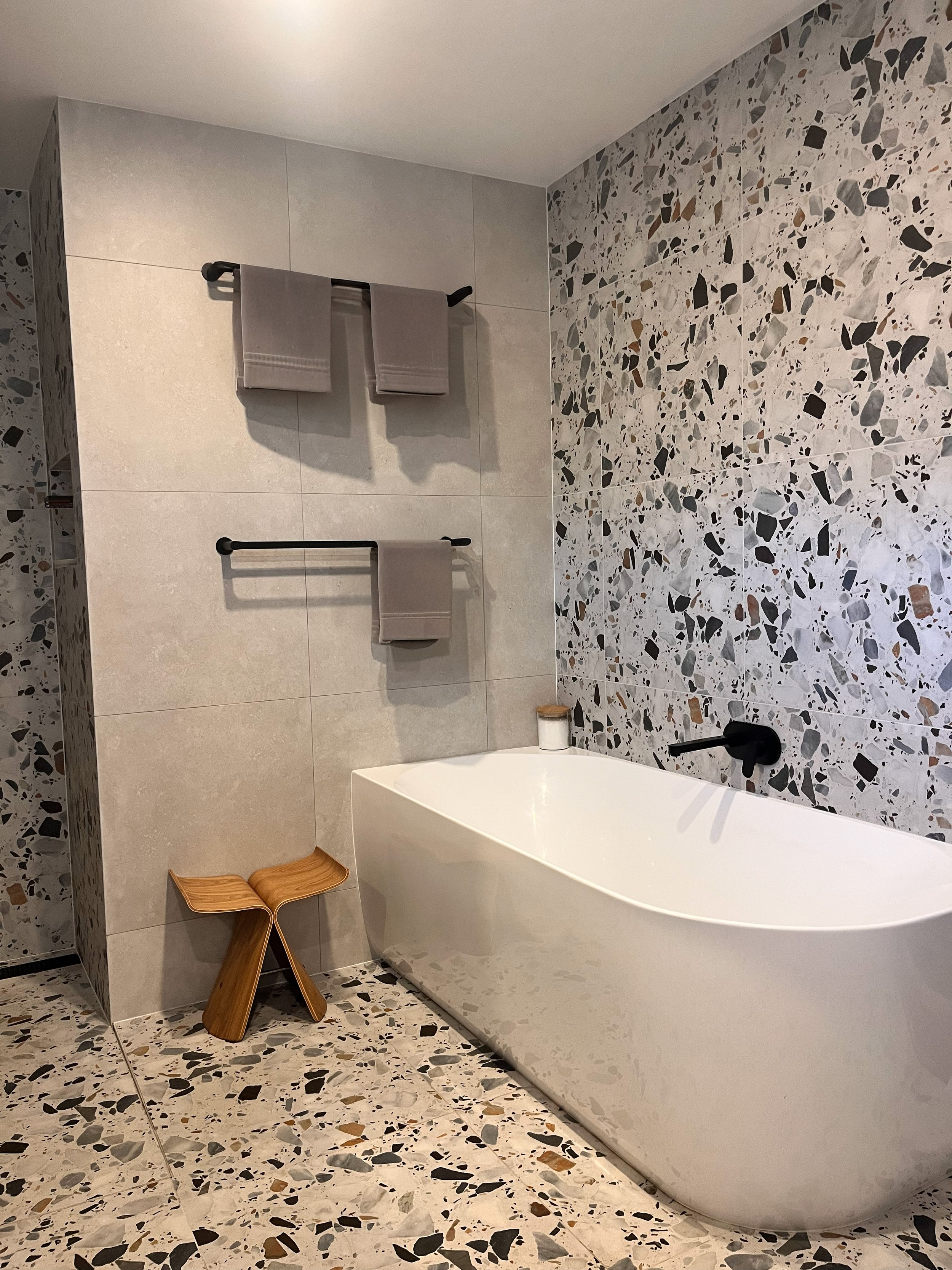 Gorgeous long bath to soak in