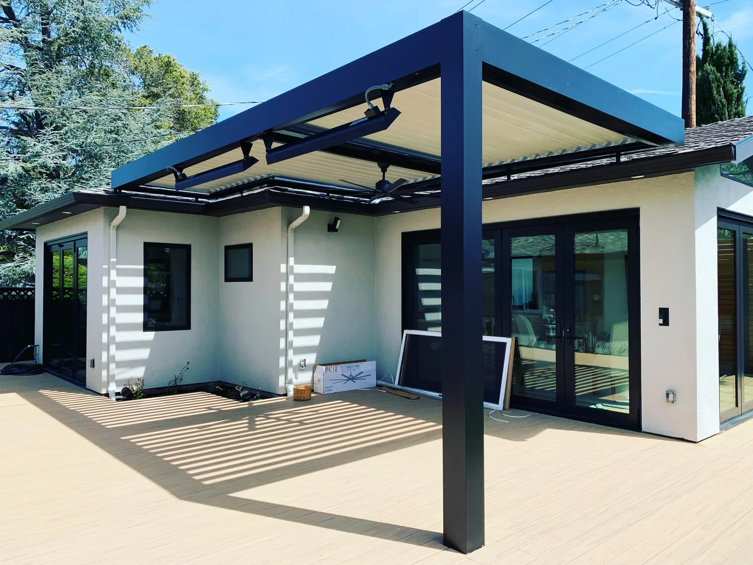 Alumalux louvered pergola black and white