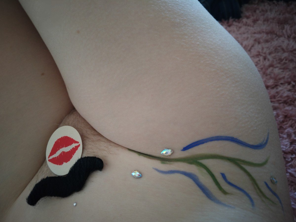 Uncovered Creations - Living works of art