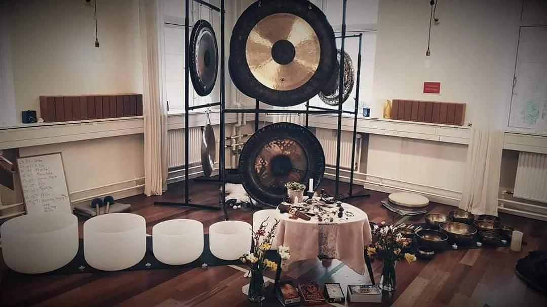 Vibroacoustic Pleasures: A Collective Sound Play Space